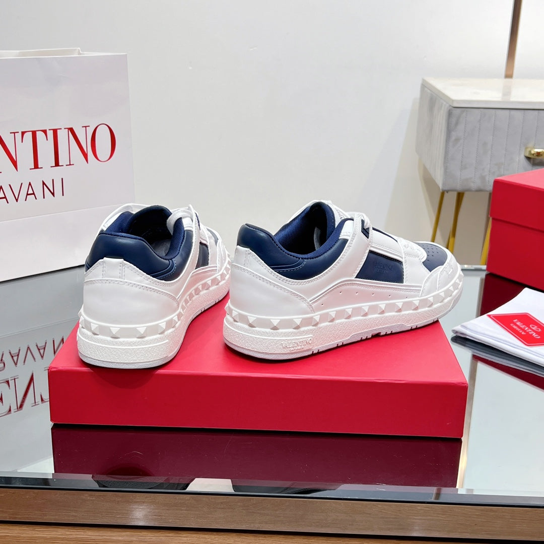 VALENTINO 25S GARAVANI FREEDOTS SNEAKERS IN WHITE MIX DARK NAVY BLUE LAMBSKIN