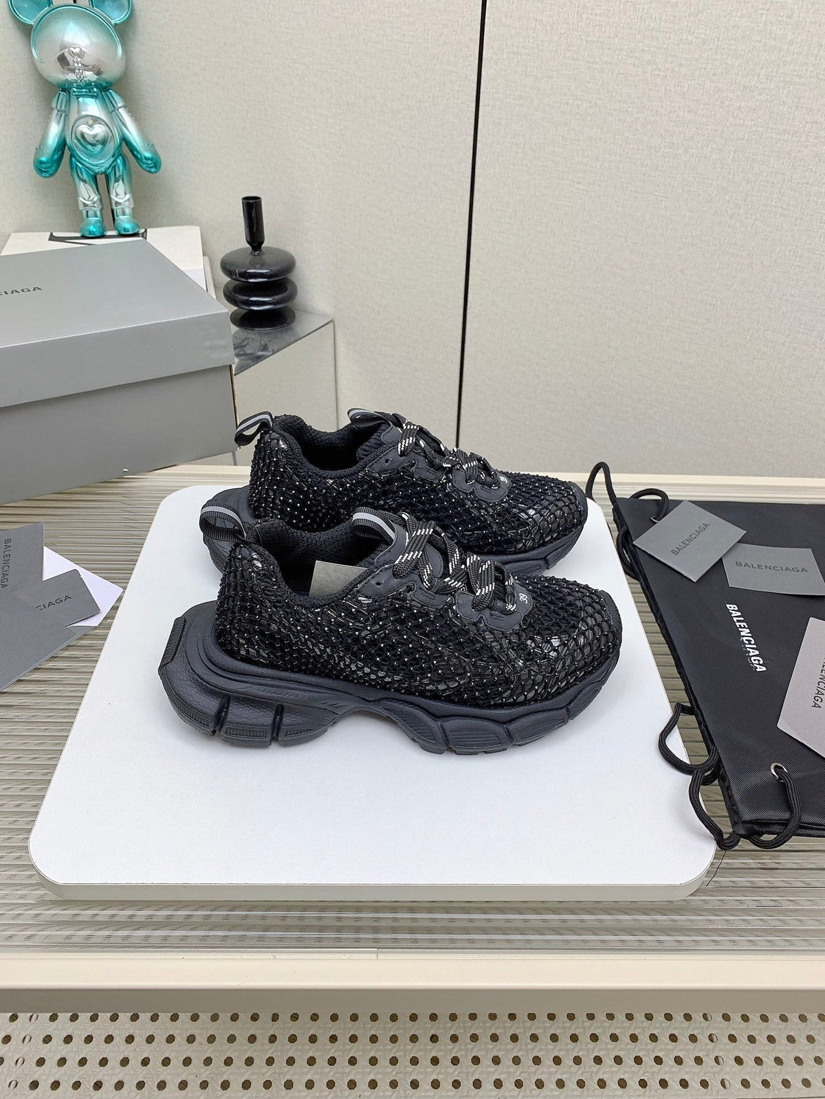 XL FISHNET SNEAKER IN BLACK MESH, POLYURETHANE, POLYESTER WITH RHINESTONES