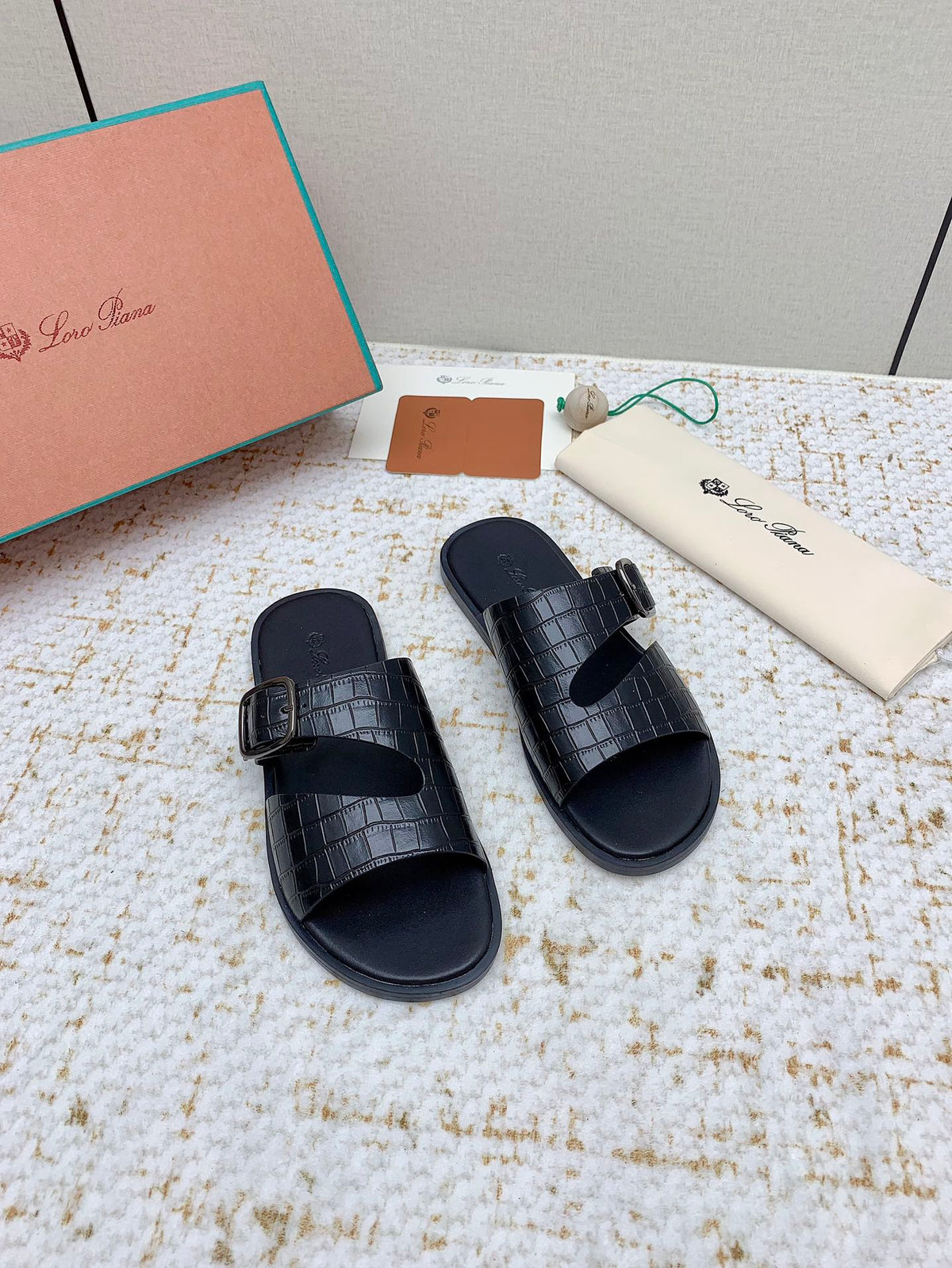 SANDALS IN BLACK SNAKE EMBOSSED CALFSKIN