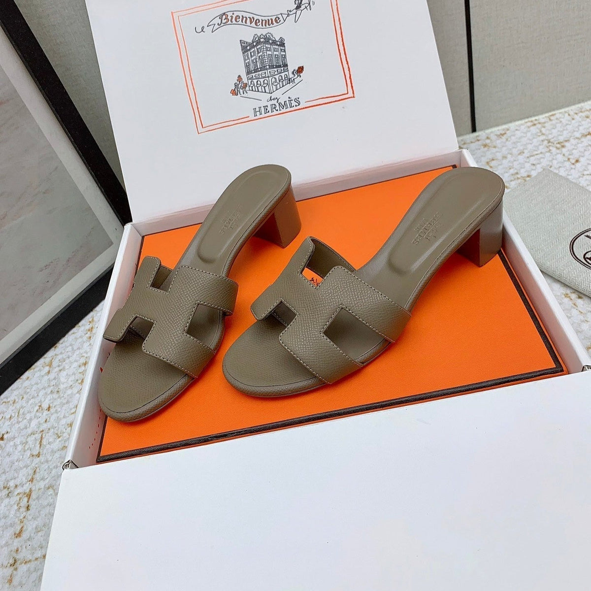 HM OASIS SANDAL HEEL 50MM IN TAUPE BROWN CALFSKIN