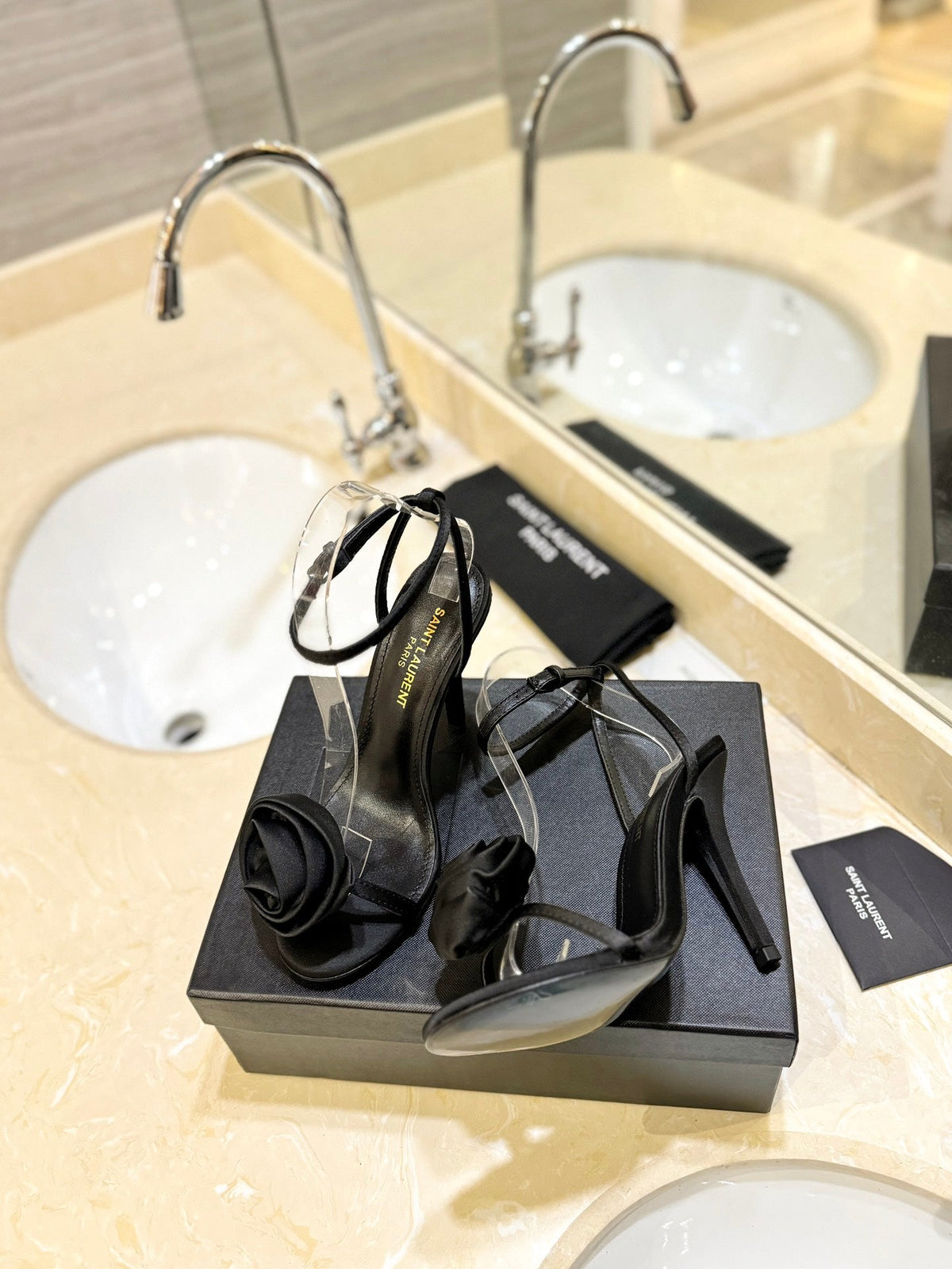 SL IVY FLORAL HEEL SANDALS BLACK SATIN