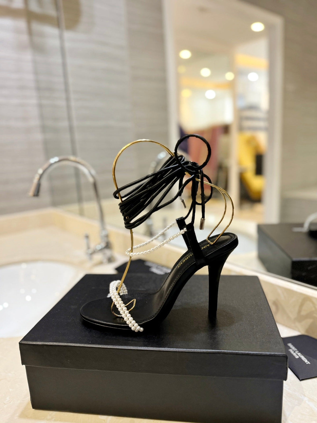 SL PEARL HIGH HEEL SANDALS BLACK CALFSKIN