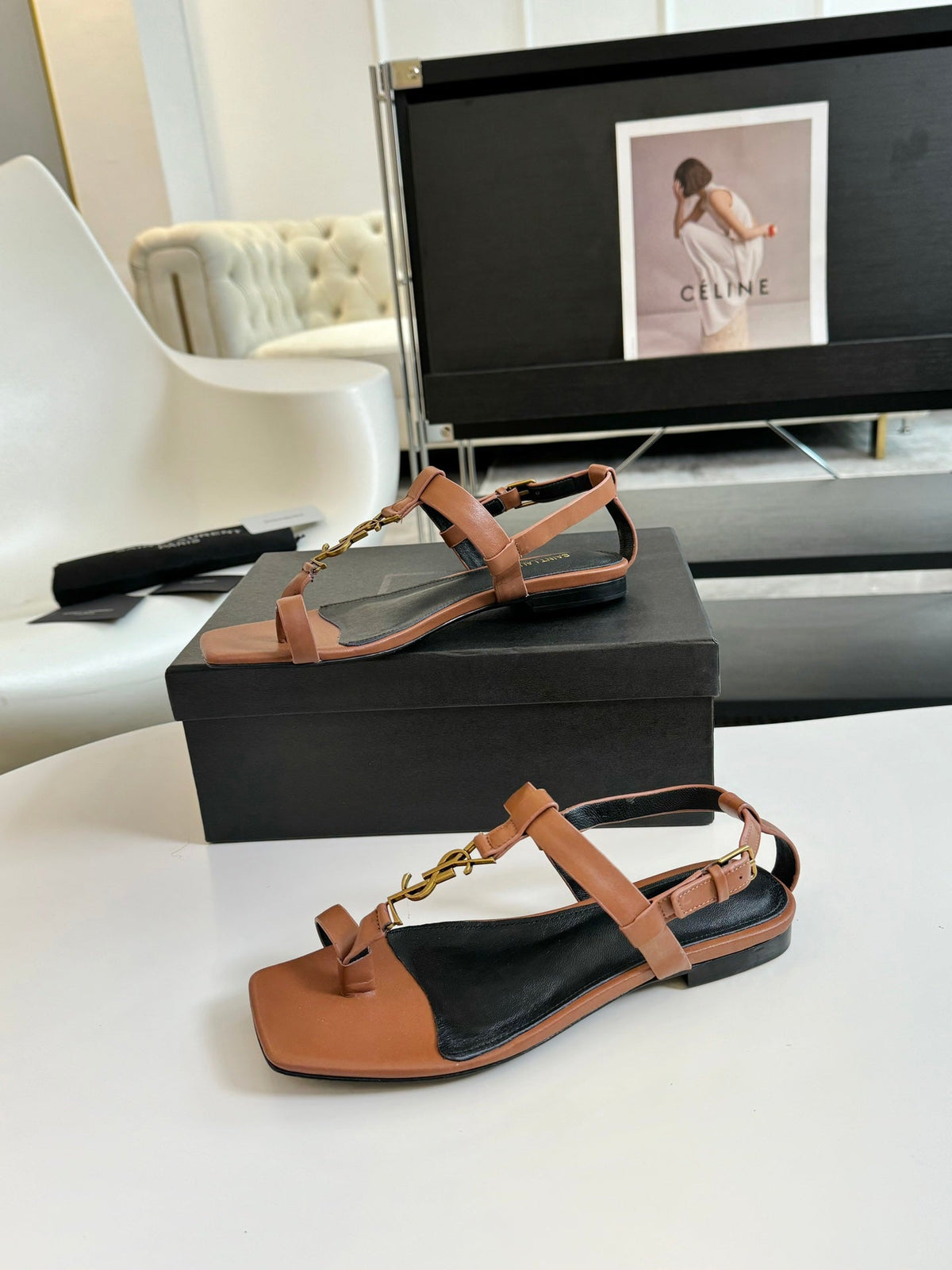 SL Cassandra Flat Sandals Black Tan Leather
