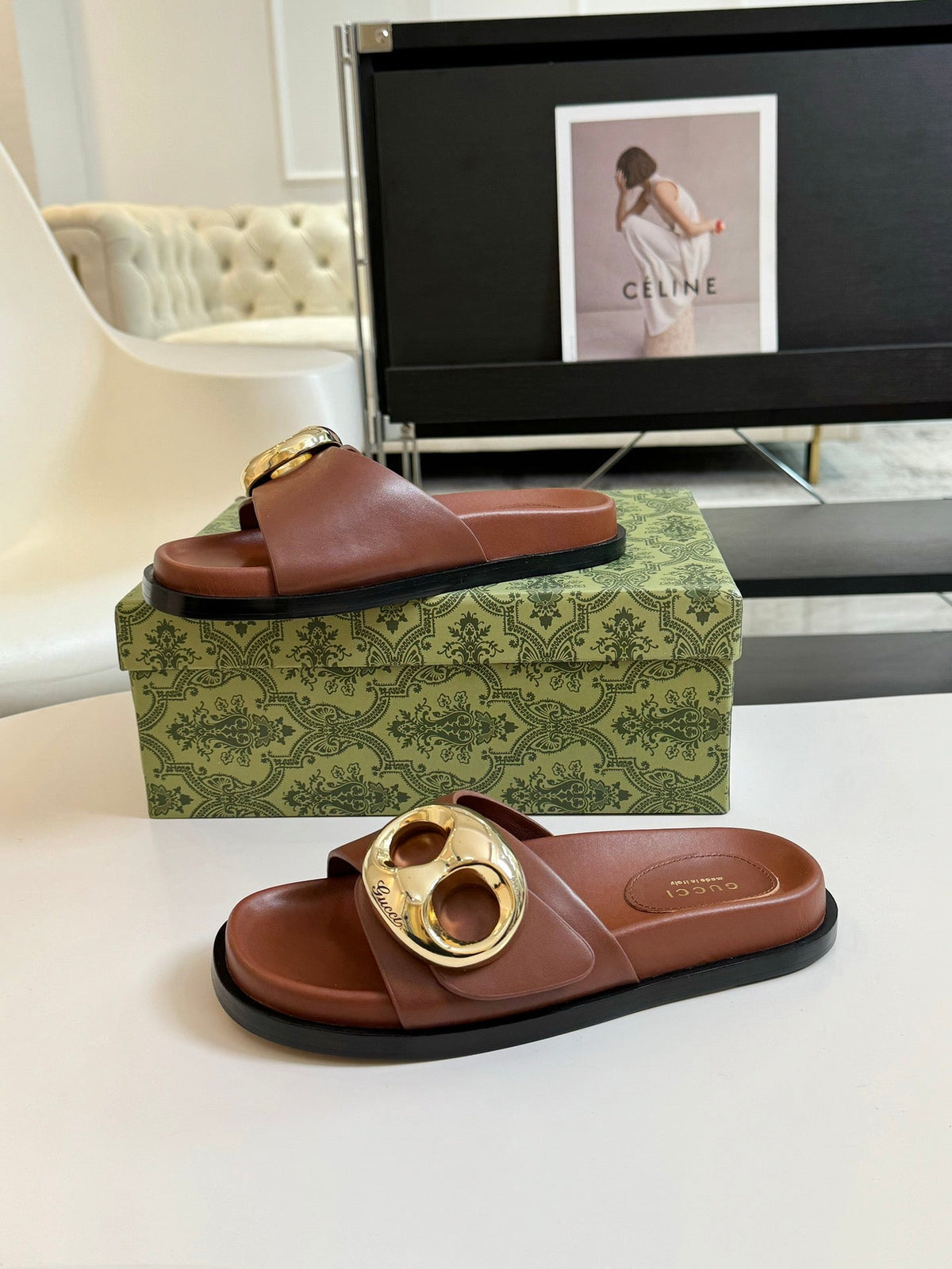 WOMEN'S SLIPPER IN BRONZE BROWN CALFSKIN WITH GOLD HARDWARE
