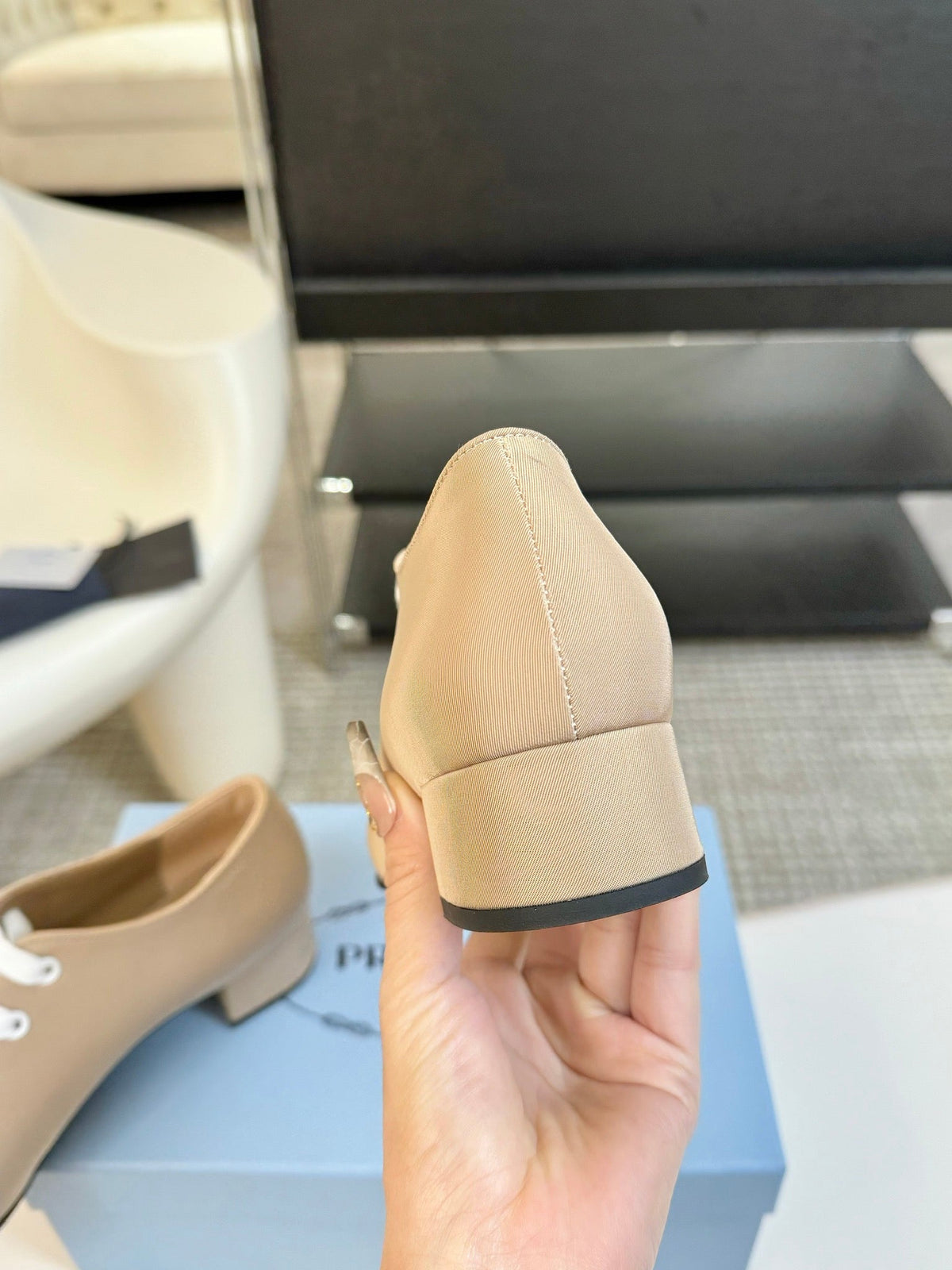 LACE-UP HIGH SHOES IN BEIGE CANVAS