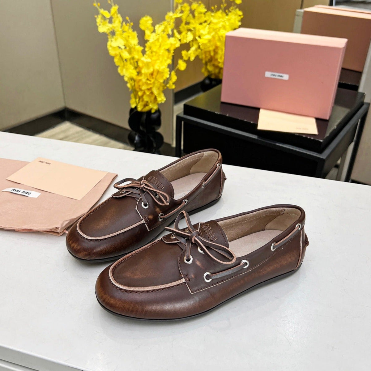 Lace-up Retro Loafers Walnut Color Cowhide