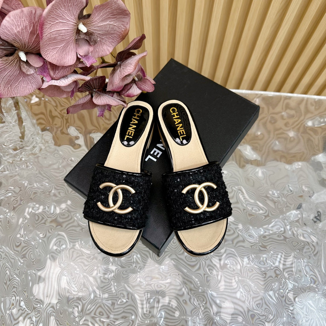 PLATFORM SLIPPERS IN BLACK TWEED AND LAMBSKIN