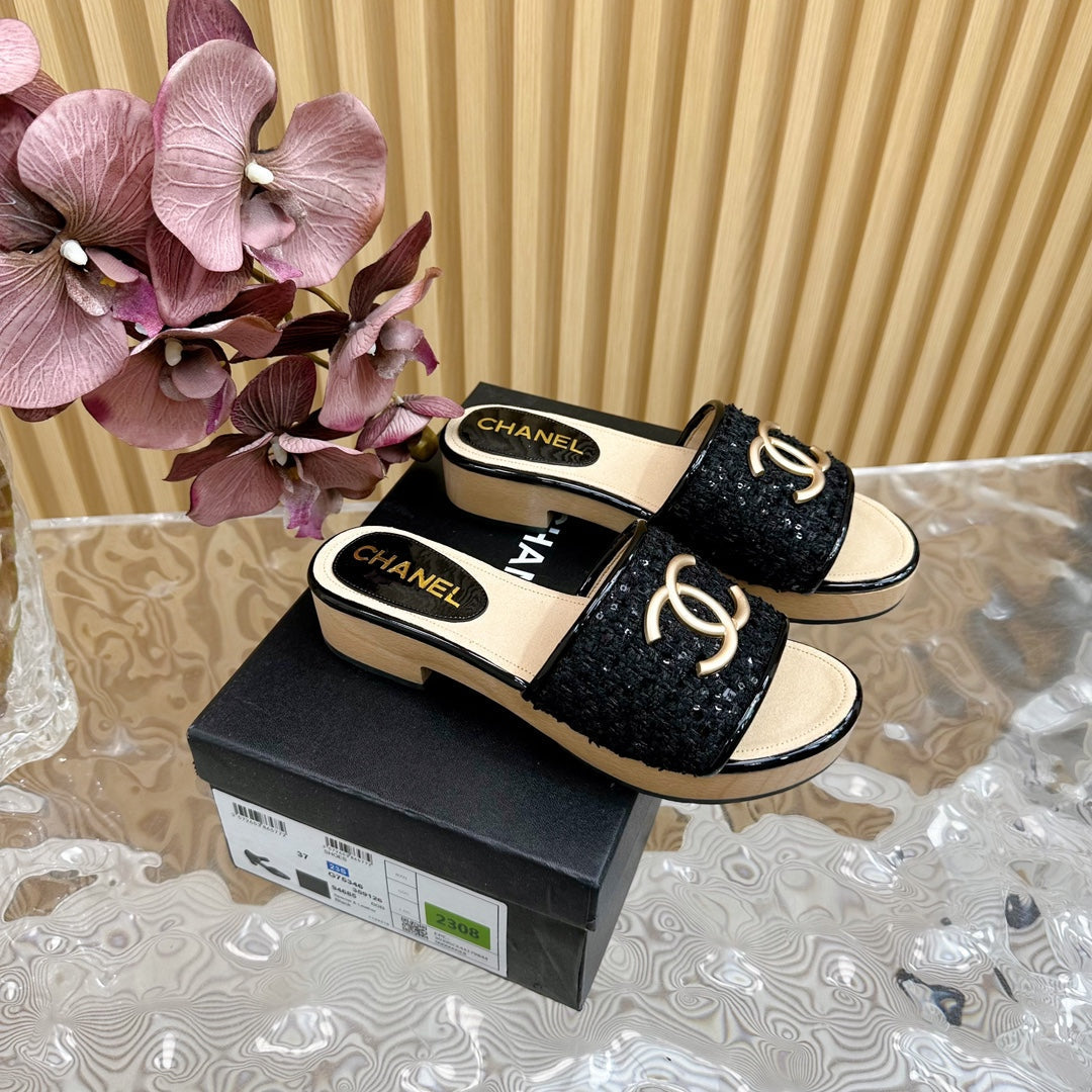 PLATFORM SLIPPERS IN BLACK TWEED AND LAMBSKIN
