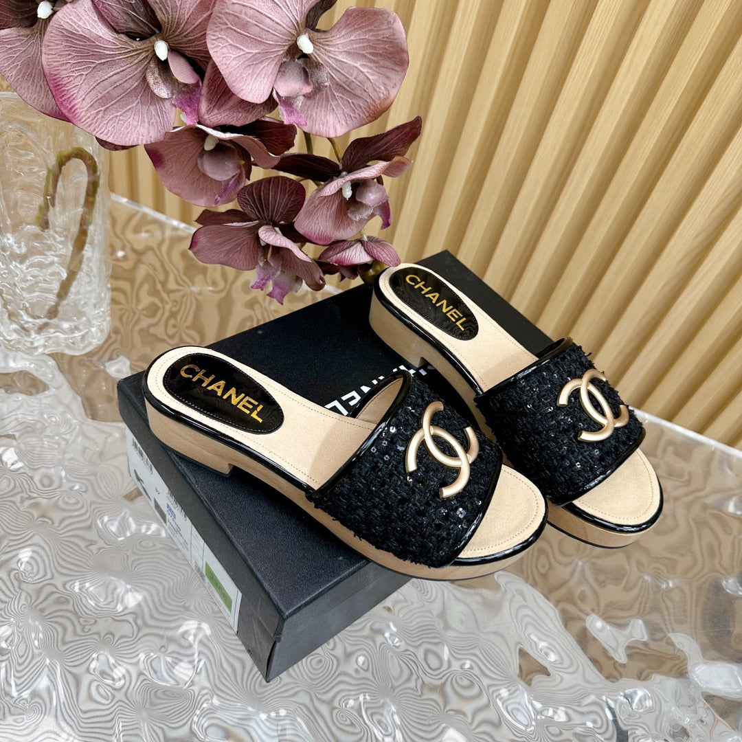 PLATFORM SLIPPERS IN BLACK TWEED AND LAMBSKIN