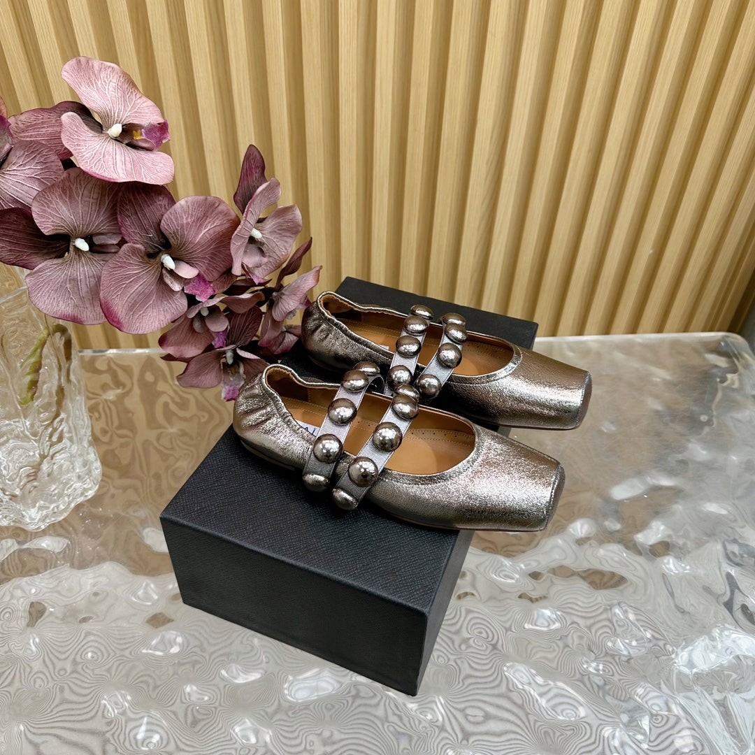 ALAIA MARY JANE PEARL IN COPPER GLOSSY LAMBSKIN