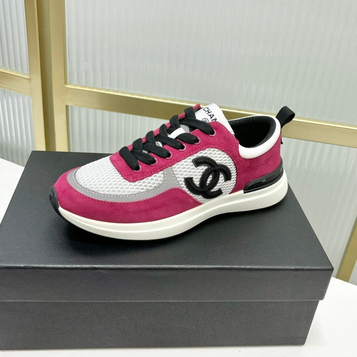 SNEAKER IN BARBIE PINK SUEDE AND GREY BREATHABLE MESH