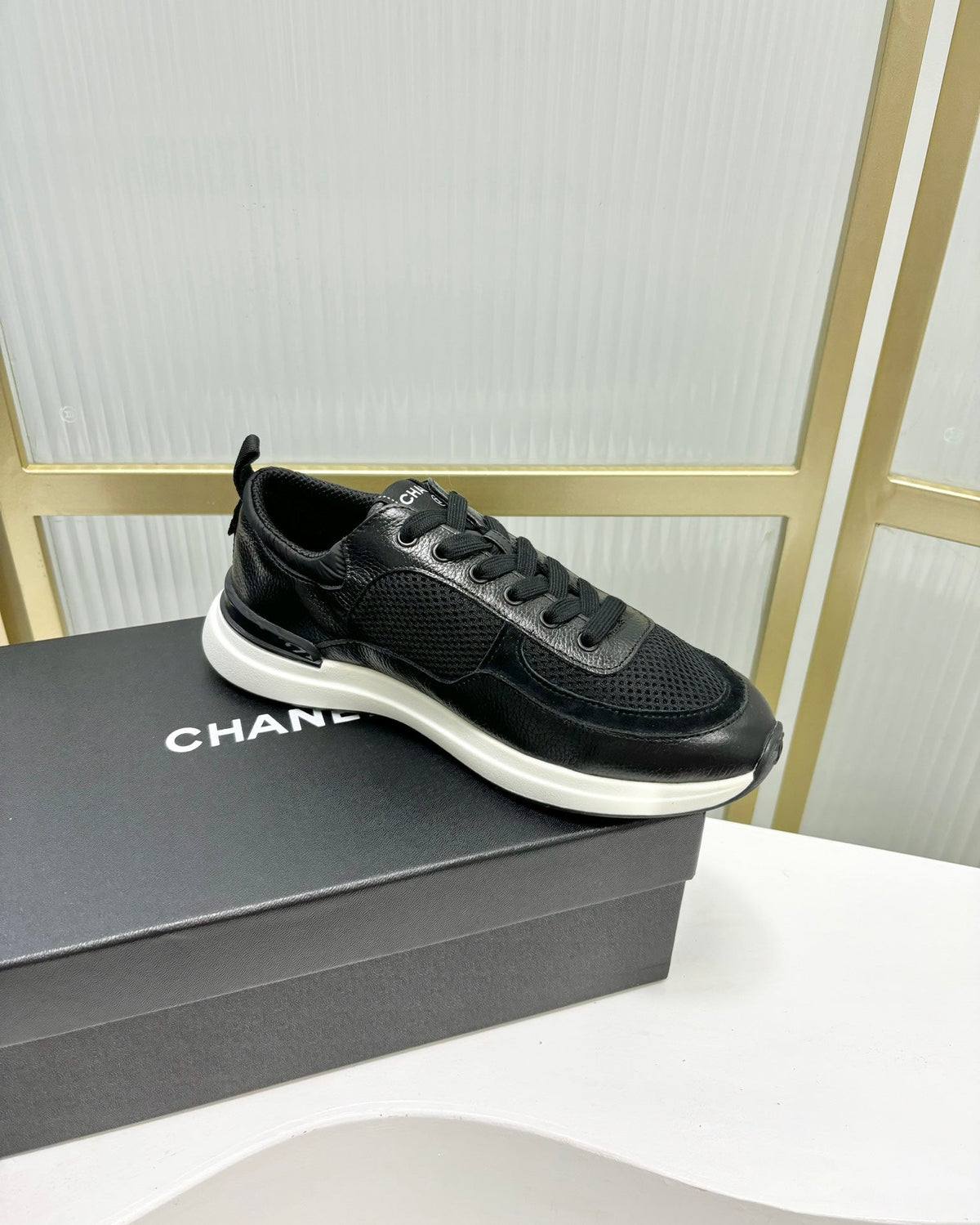 SNEAKER IN BLACK SUEDE