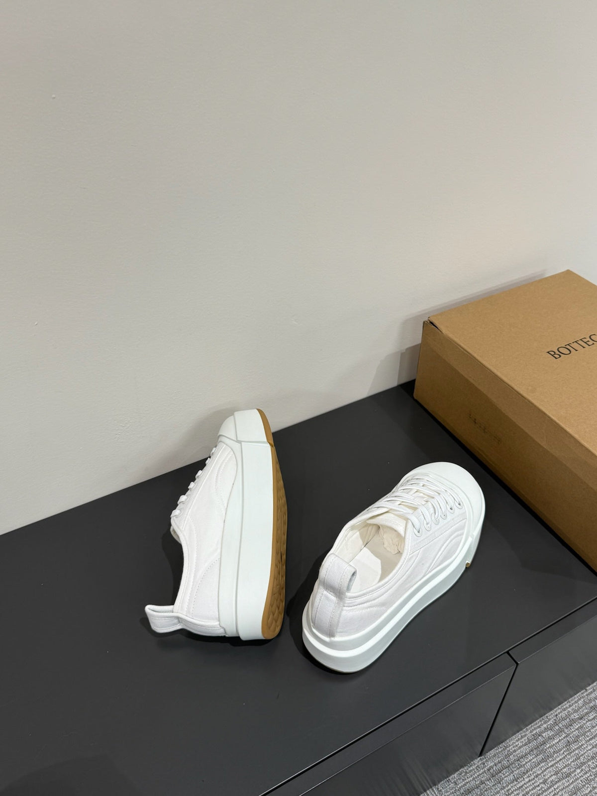 VULCAN PLATFORM SNEAKER IN WHITE CANVAS AND LAMBSKIN