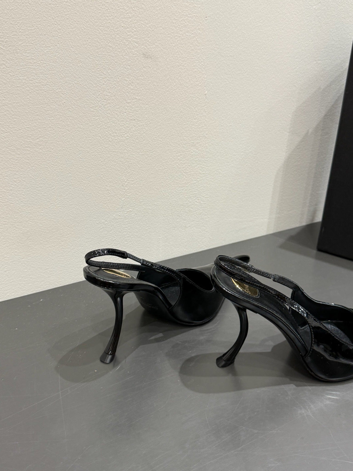 YSL HIGH SLINGBACK 25S IN BLACK GLOSSY LAMBSKIN