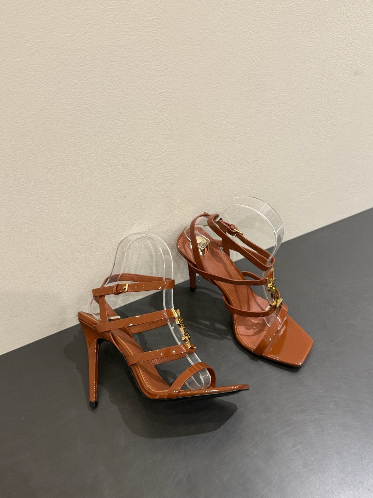 YSL SINGLE-STRAP HEELED SANDALS 25S IN BROWN LAMBSKIN