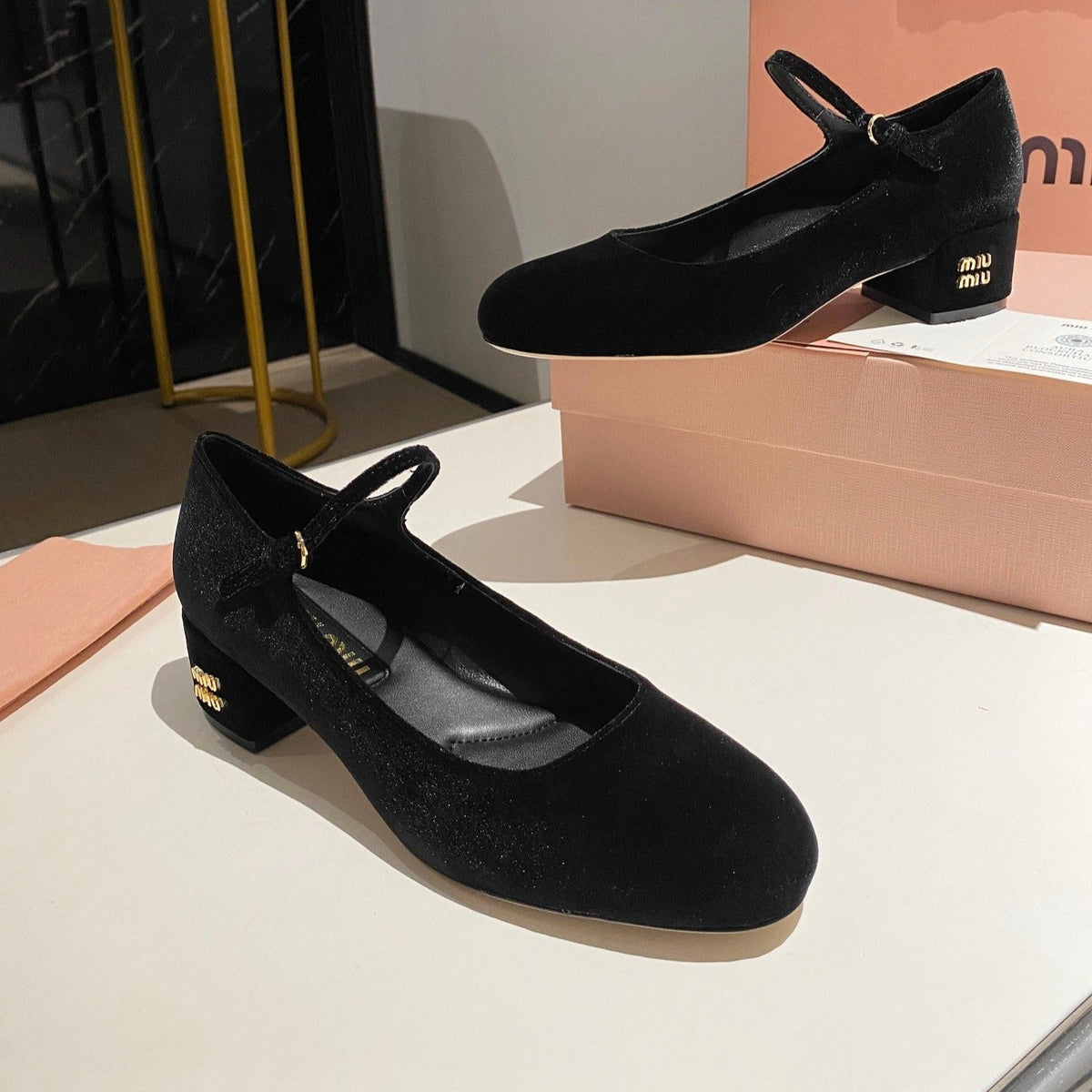 MARY JANE SHOES CLASSIC BLACK SUEDE