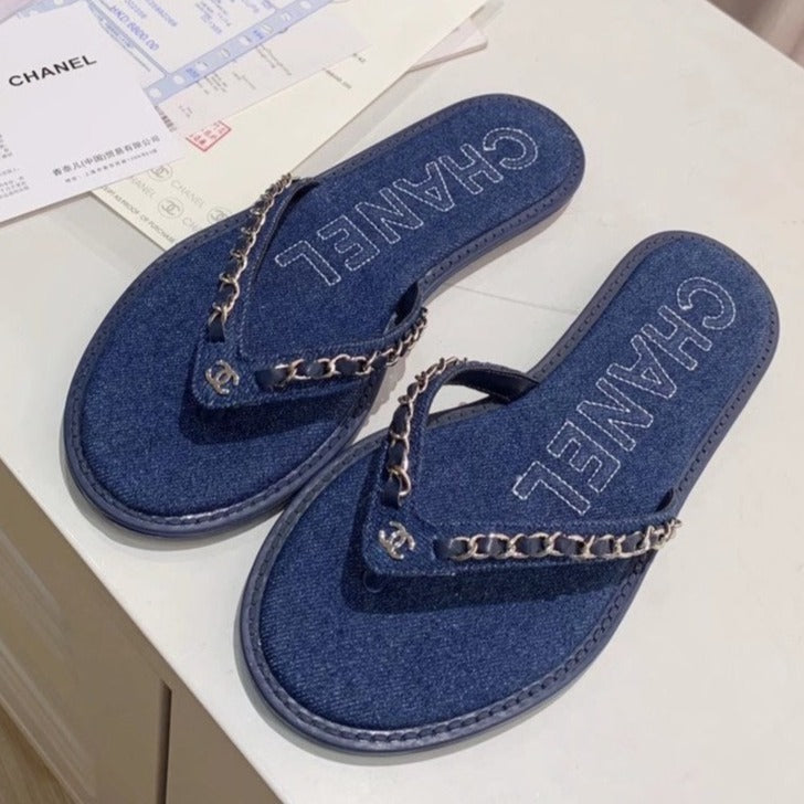 THONG SLIPPERS IN COBALT BLUE DENIM