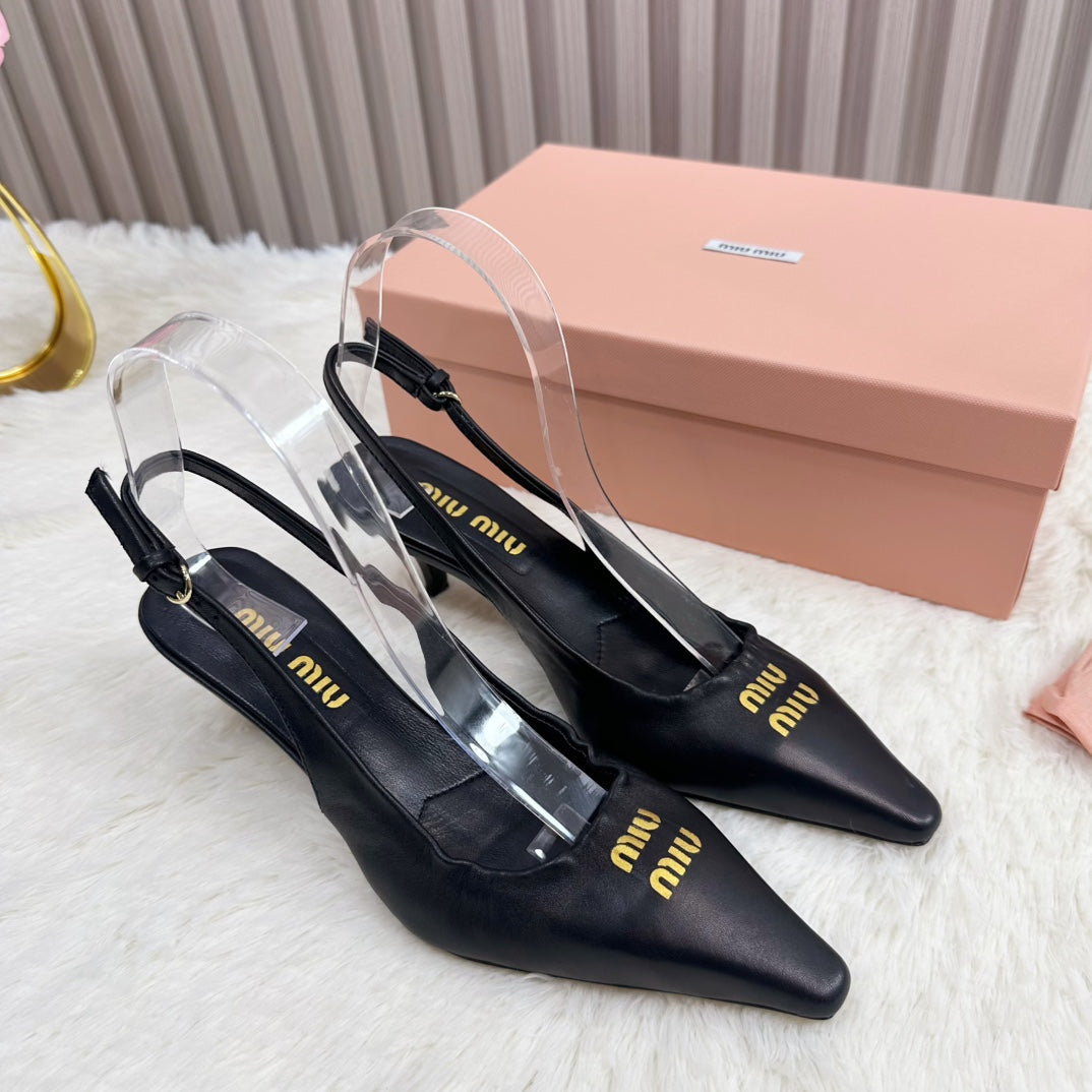 POINTED-TOE SLINGBACK IN BLACK LAMBSKIN