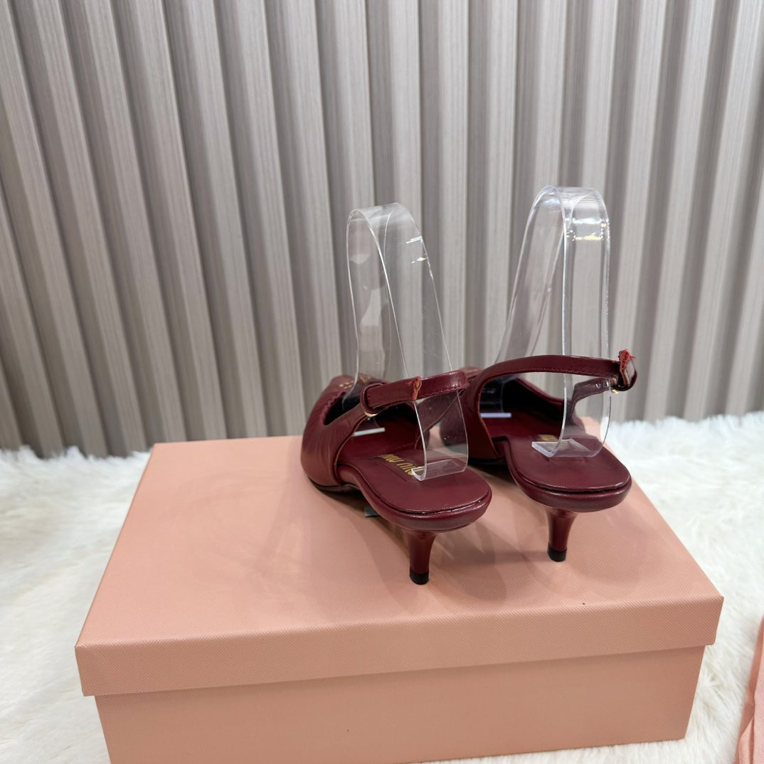 POINTED-TOE SLINGBACK IN WINE RED LAMBSKIN