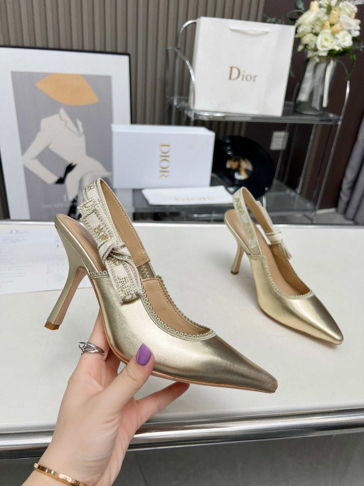 J'ADIOR SLINGBACK PUMP LIGHT GOLD CALFSKIN AND EMBROIDERED FABRIC 10 CM