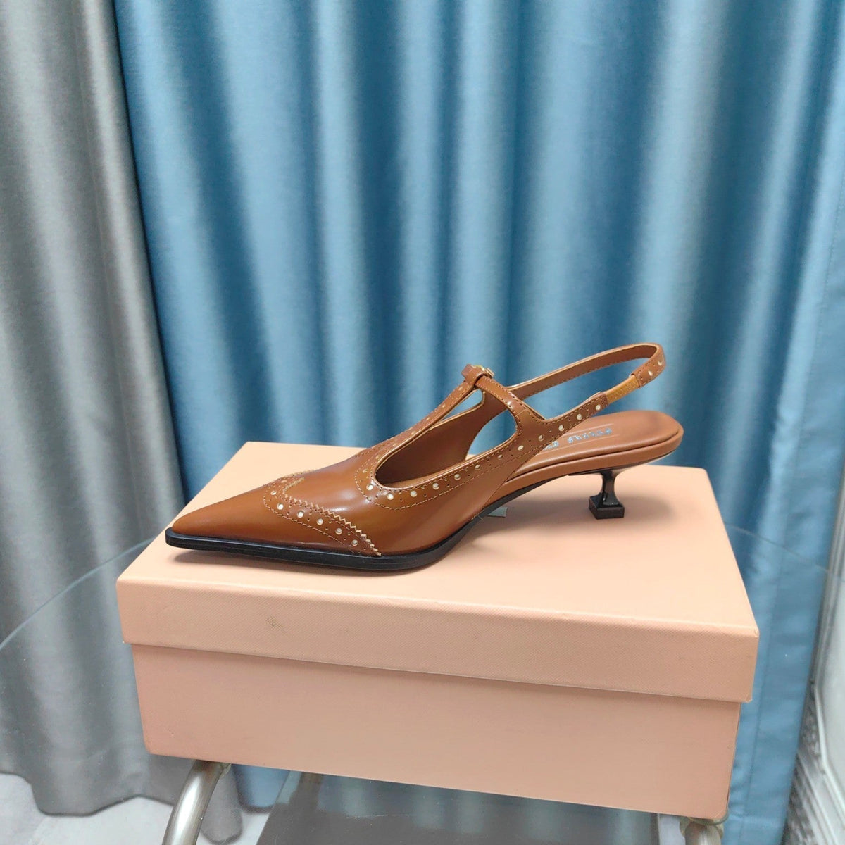 SLINGBACK CARAMEL COLOR LAMBSKIN WITH T- STRAPS