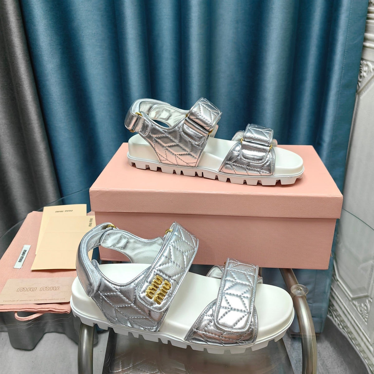 SANDALS WHITE MIX SILVER SHEEPSKIN WITH HORIZONTAL STRAPS