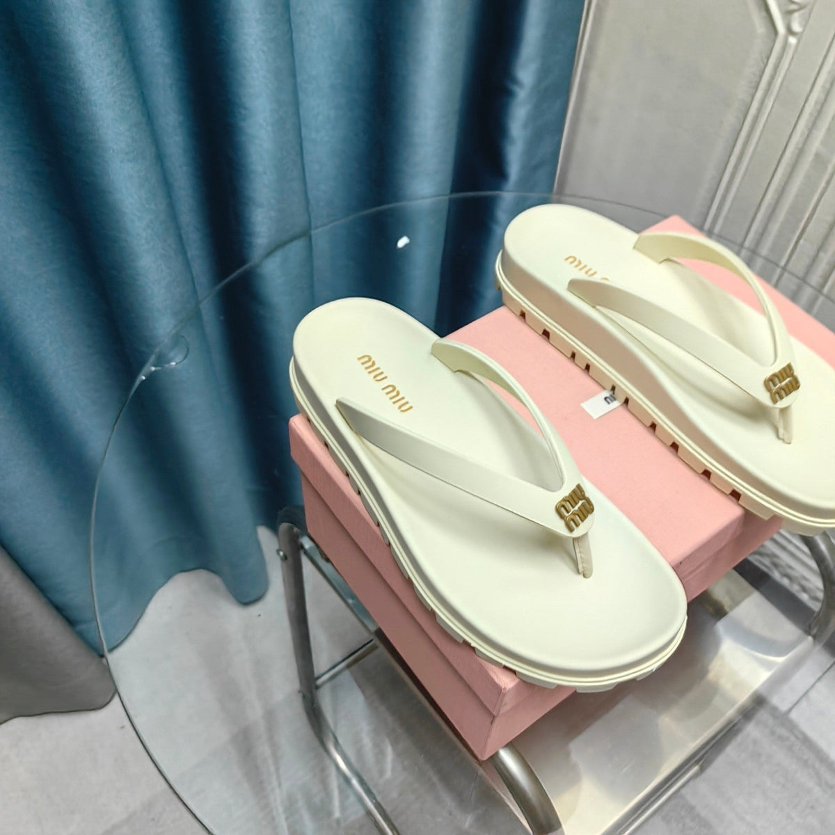 Flip Flop Sandals Macaroon Cream Calfskin