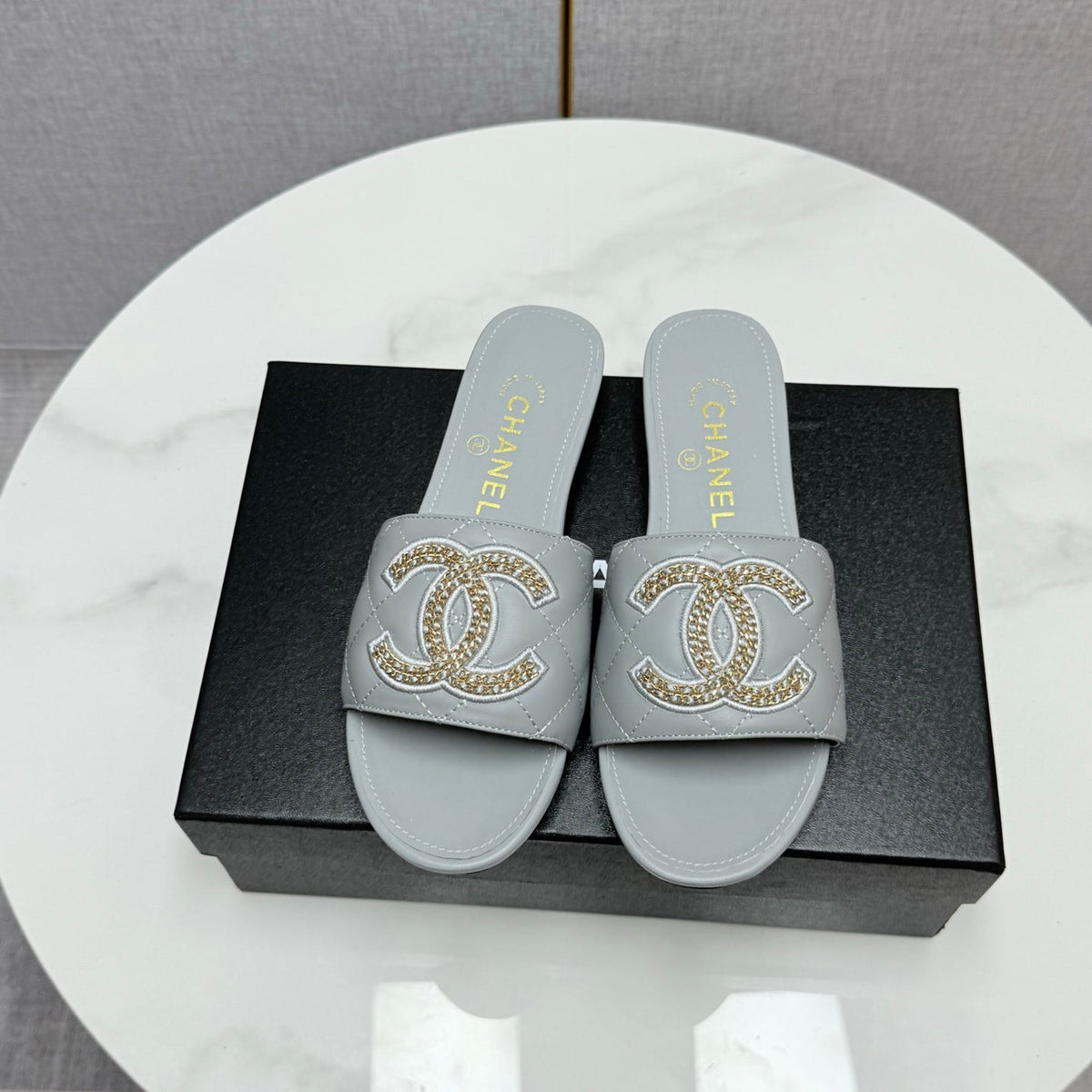 CC SLIDE SANDALS 25S IN DUSTY BLUE GREY CALFSKIN WITH LOGO