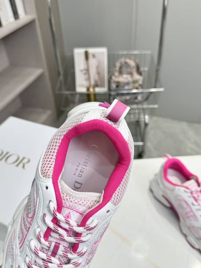 CD CHORONO SNEAKER IN WHITE AND PINK MESH