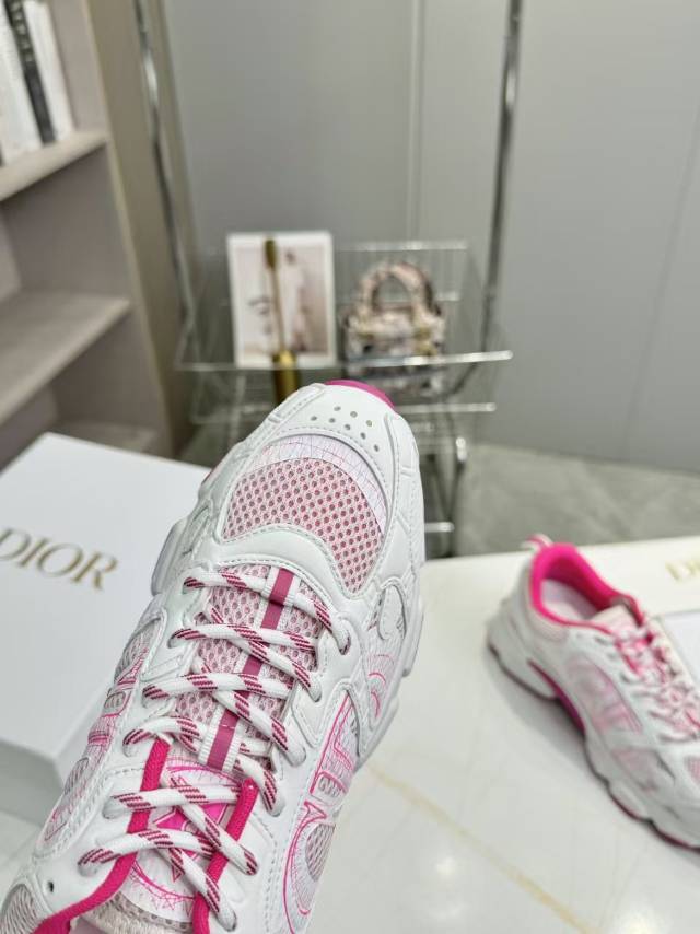 CD CHORONO SNEAKER IN WHITE AND PINK MESH