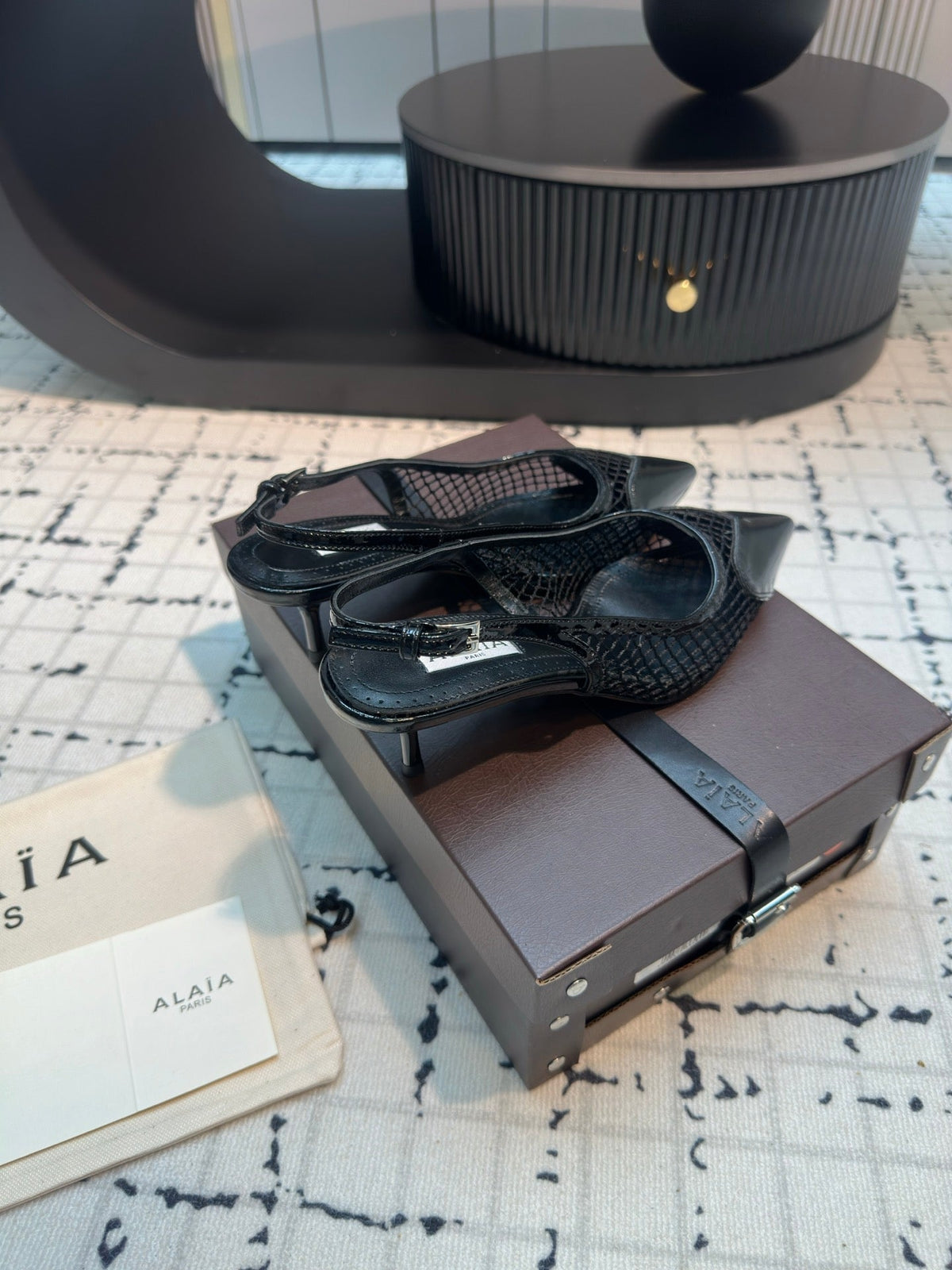 ALAIA SLINGBACKS 5 CM IN BLACK CALFSKIN WITH MESH