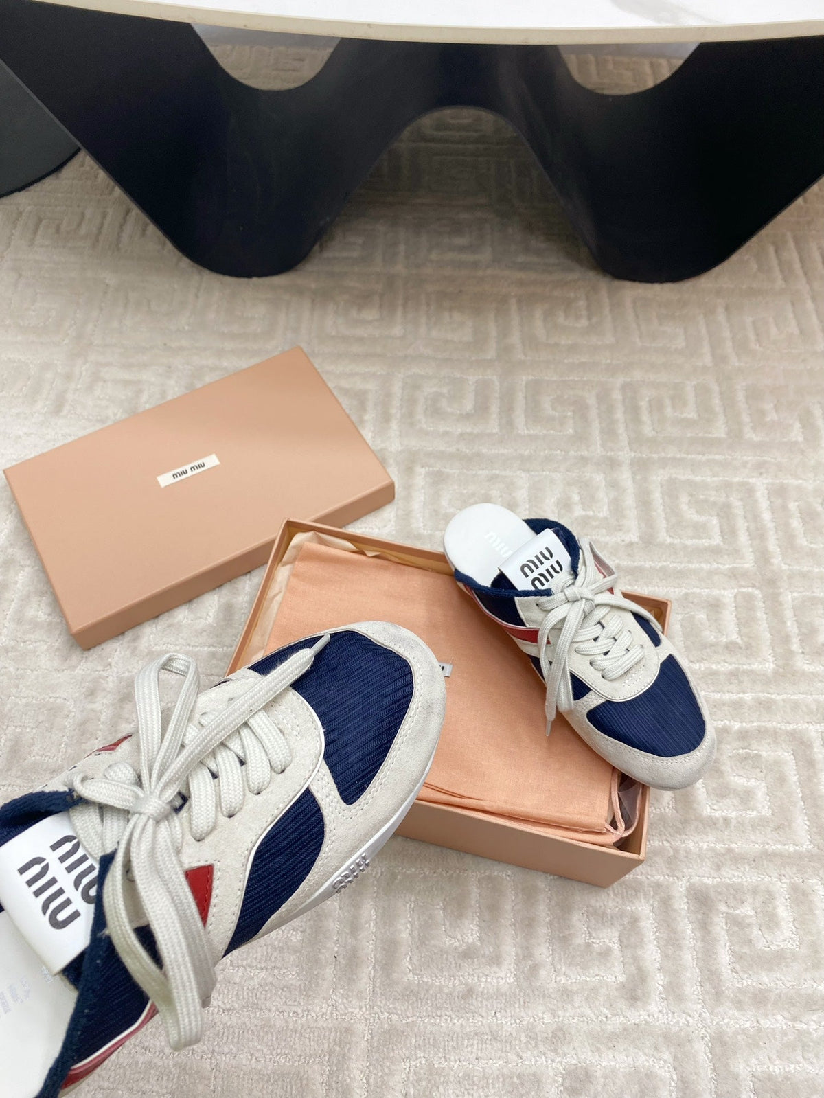 SNEAKER MULES IN NAVY MESH AND BEIGE SUEDE