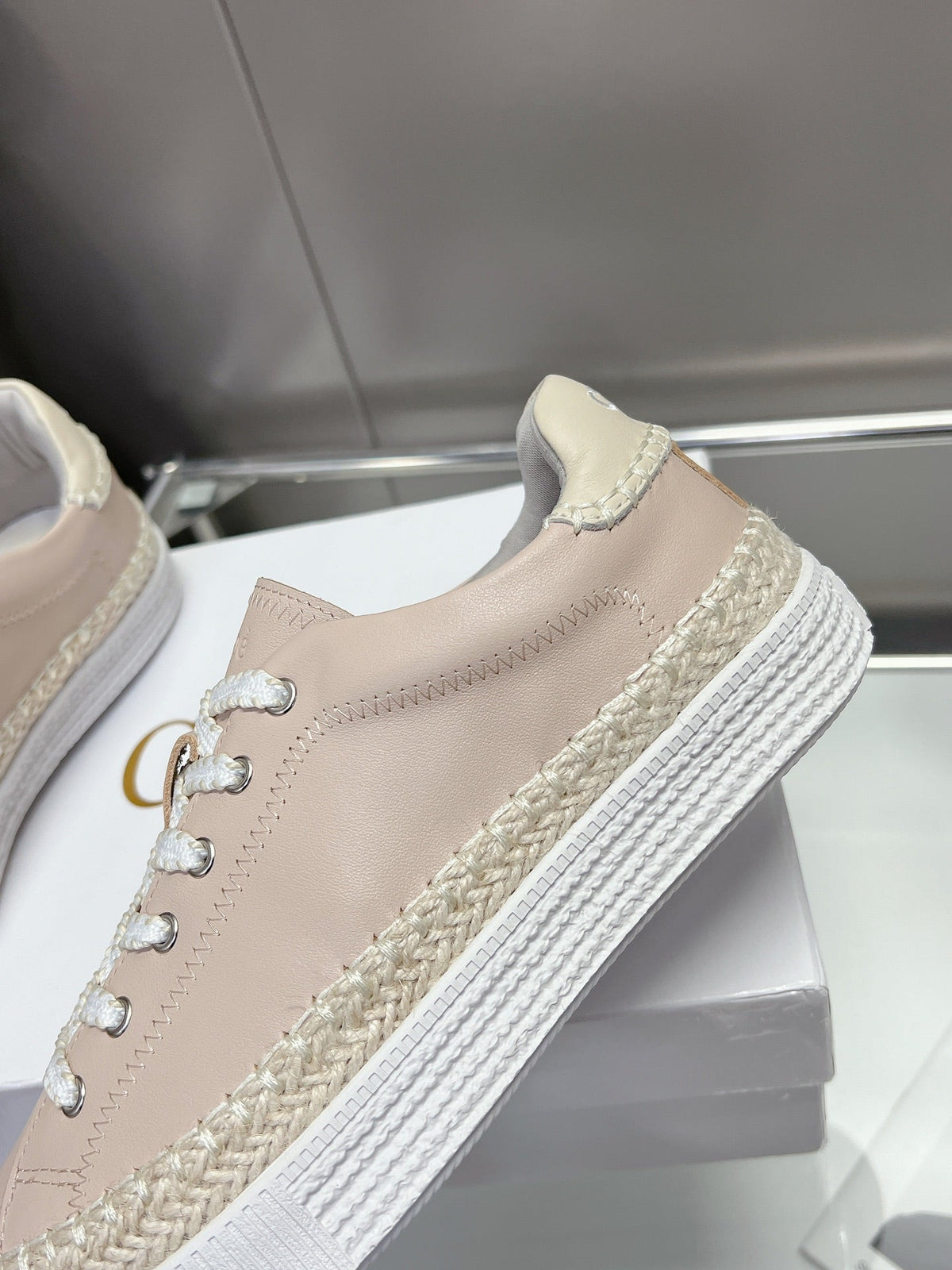 CHLOÉ TELMA LACE-UP SNEAKER IN DESERT SAND LAMBSKIN AND RAFFIA