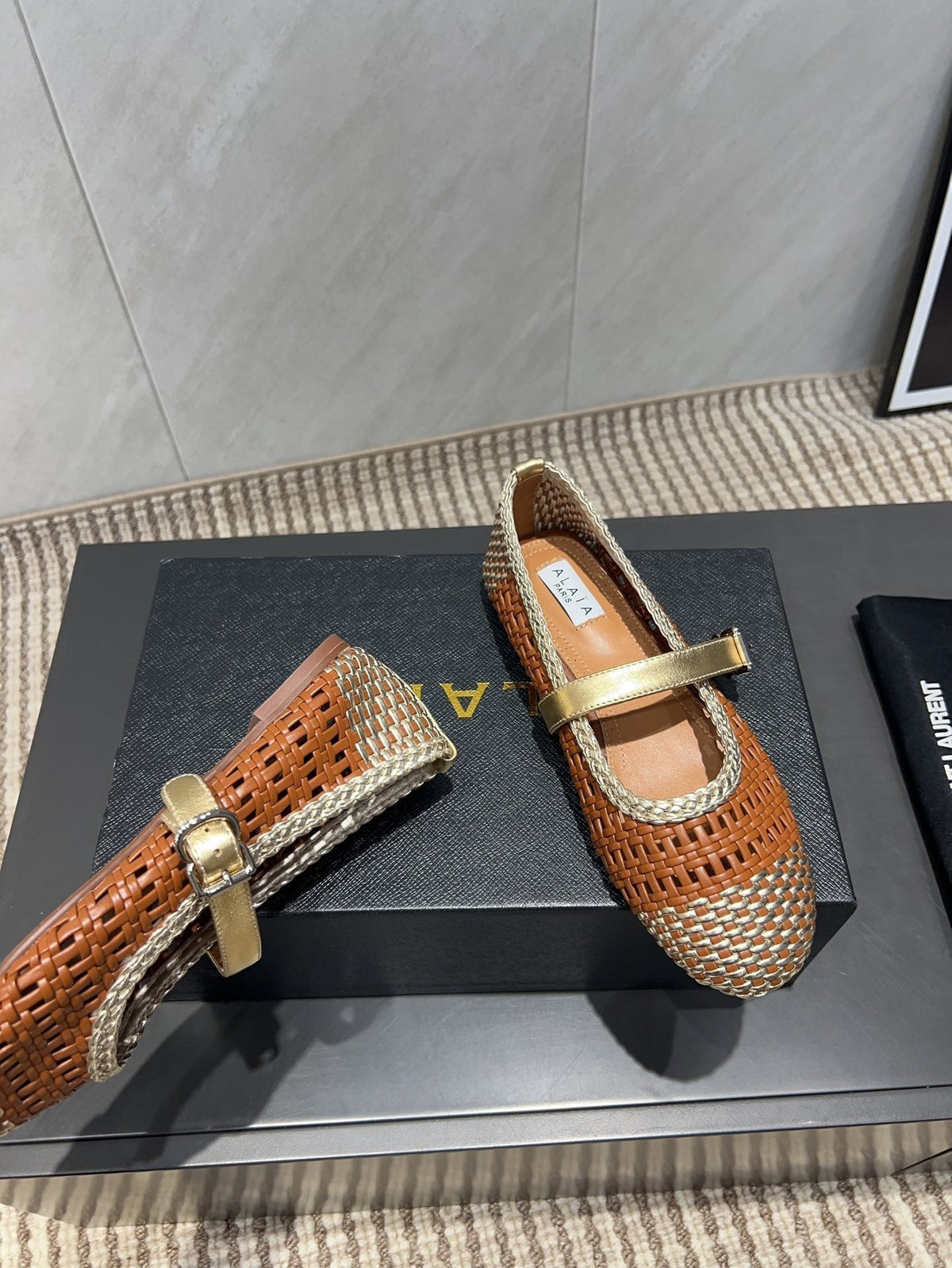 ALAIA MARY JANE FLATS WOVEN PATTERN 25S IN BROWN CALFSKIN