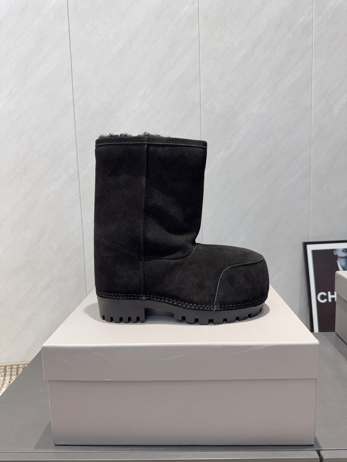 BALENCIAGA 25S LOW ANKLE BOOTS PLATFORM HEEL IN BLACK SUEDE STYLE 9