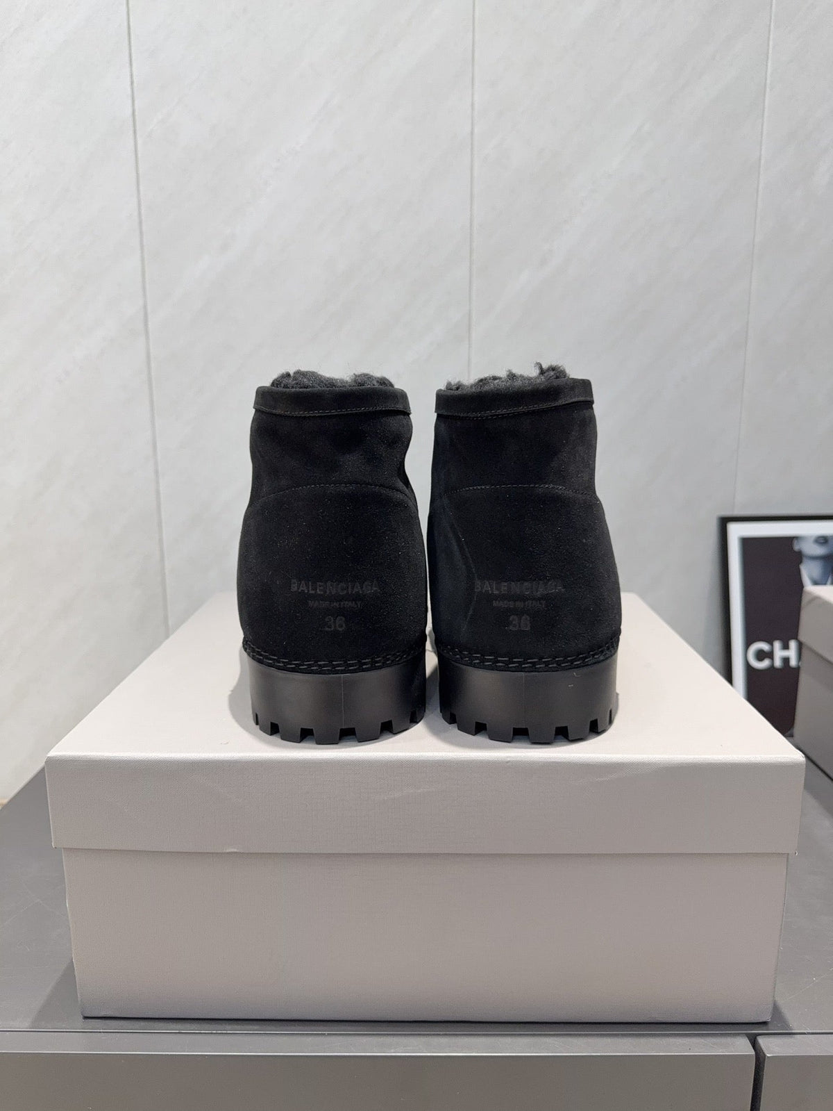 BALENCIAGA 25S LOW ANKLE BOOTS PLATFORM HEEL IN BLACK SUEDE STYLE 8