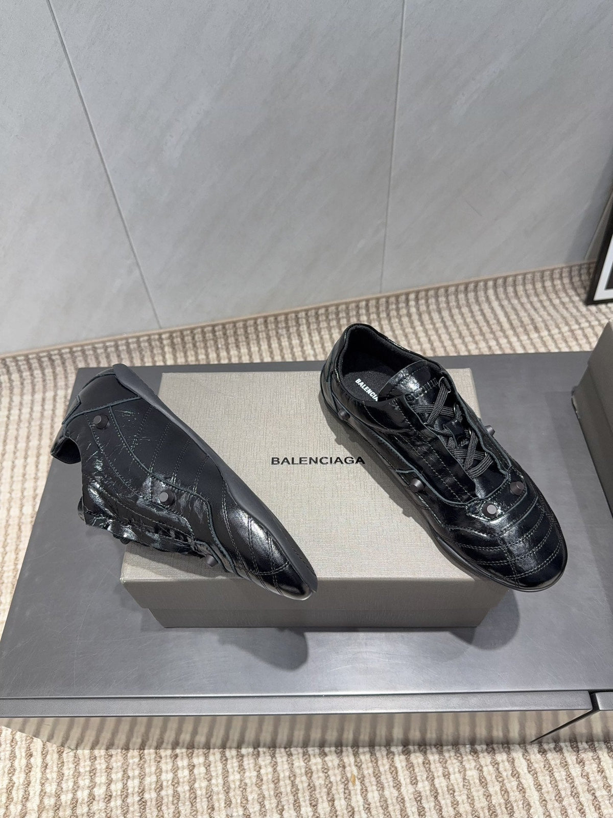 BALENCIAGA 25S SNEAKER IN BLACK CALFSKIN