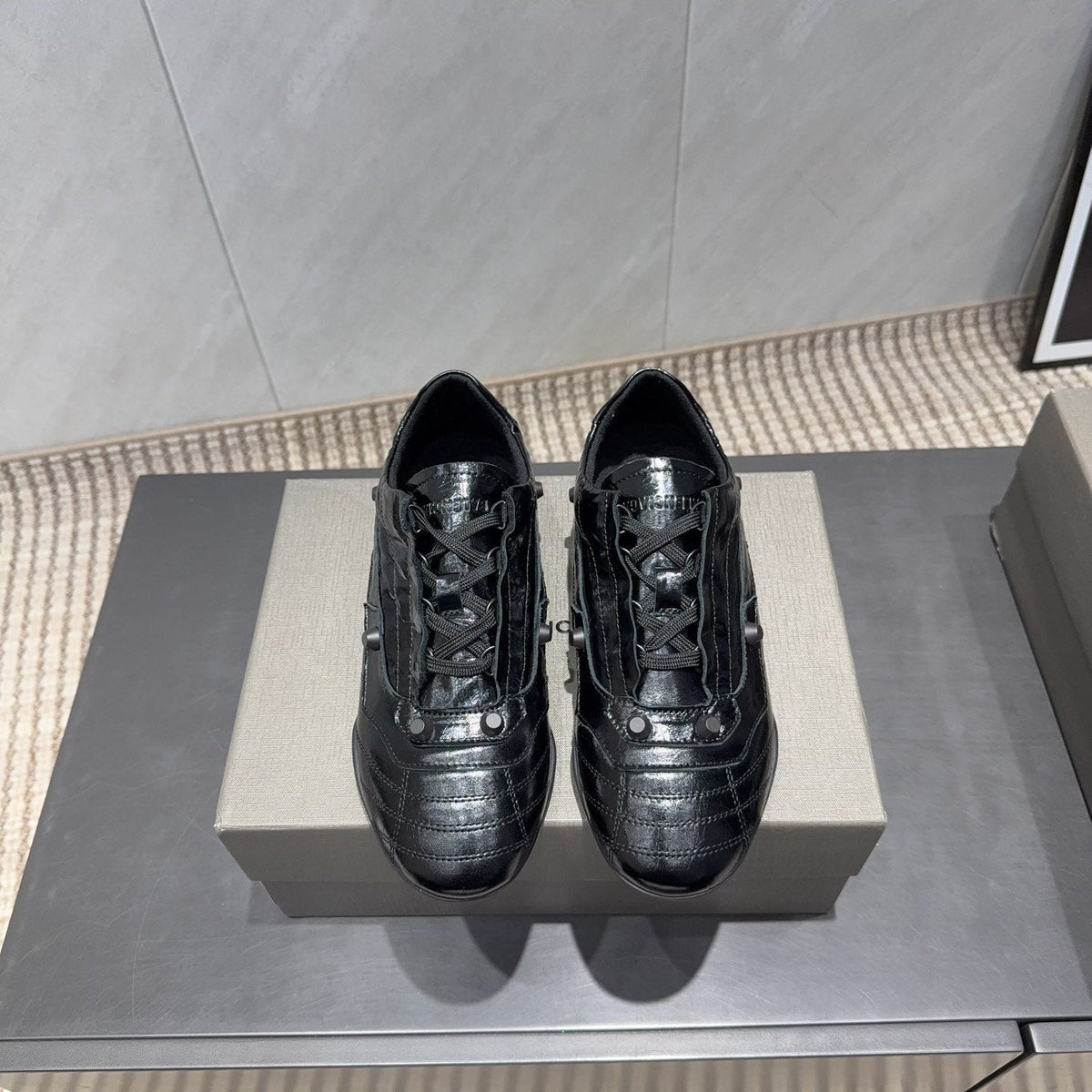BALENCIAGA 25S SNEAKER IN BLACK CALFSKIN