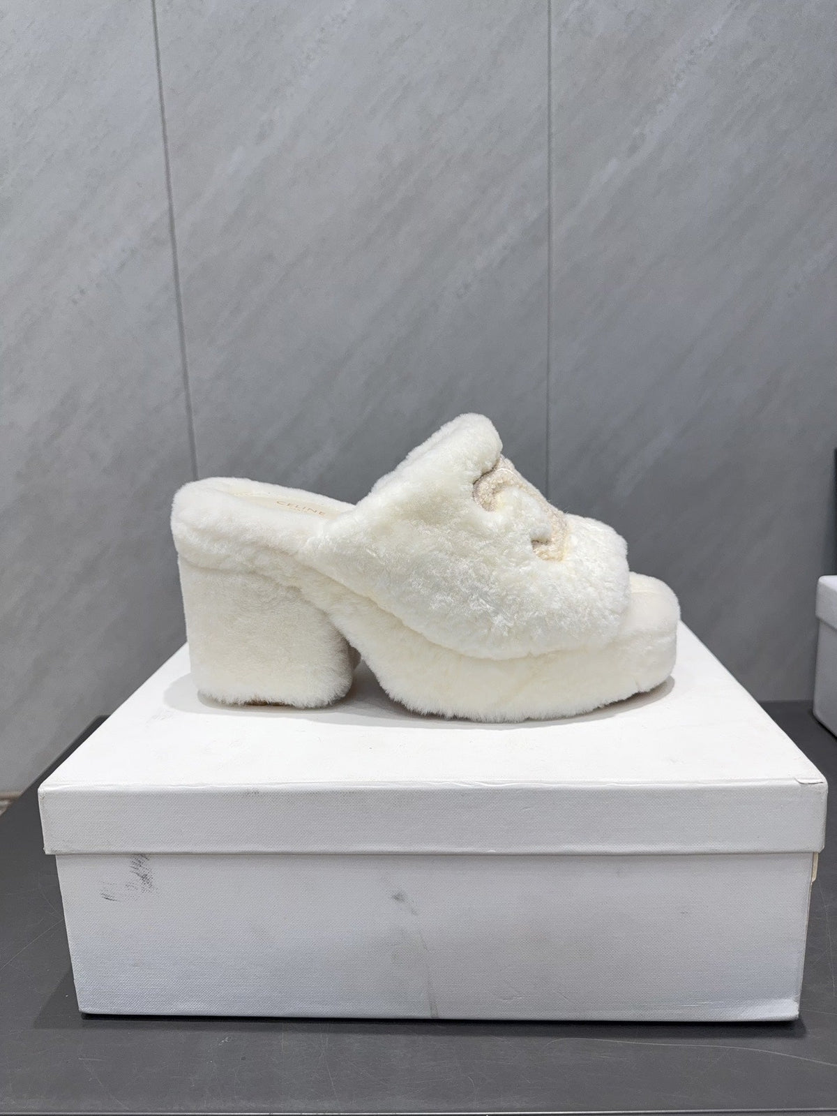 CELINE 26S HIGH-HEEL SANDALS IN WHITE PURE WOOL