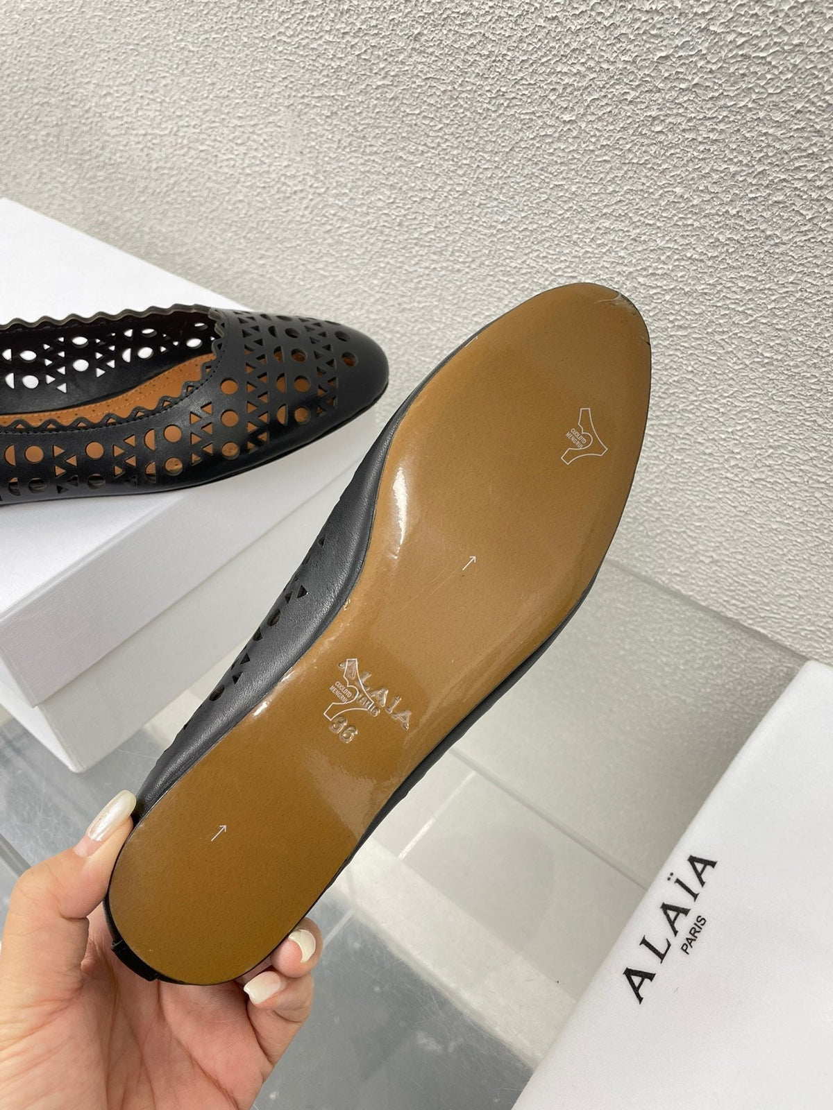 ALAIA BALLET FLAT IN BLACK MESH LAMBSKIN