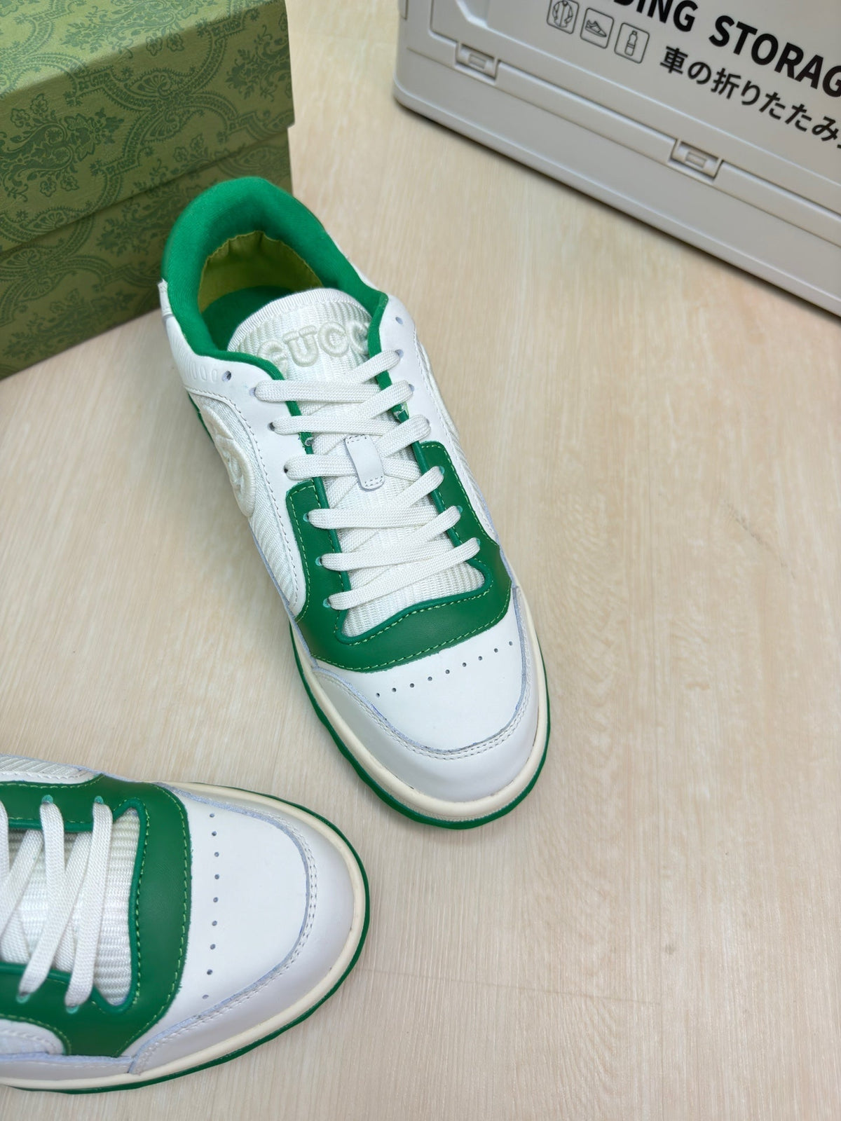 GG INTERLOCKING G SNEAKER WHITE GREEN CALFSKIN AND FABRIC