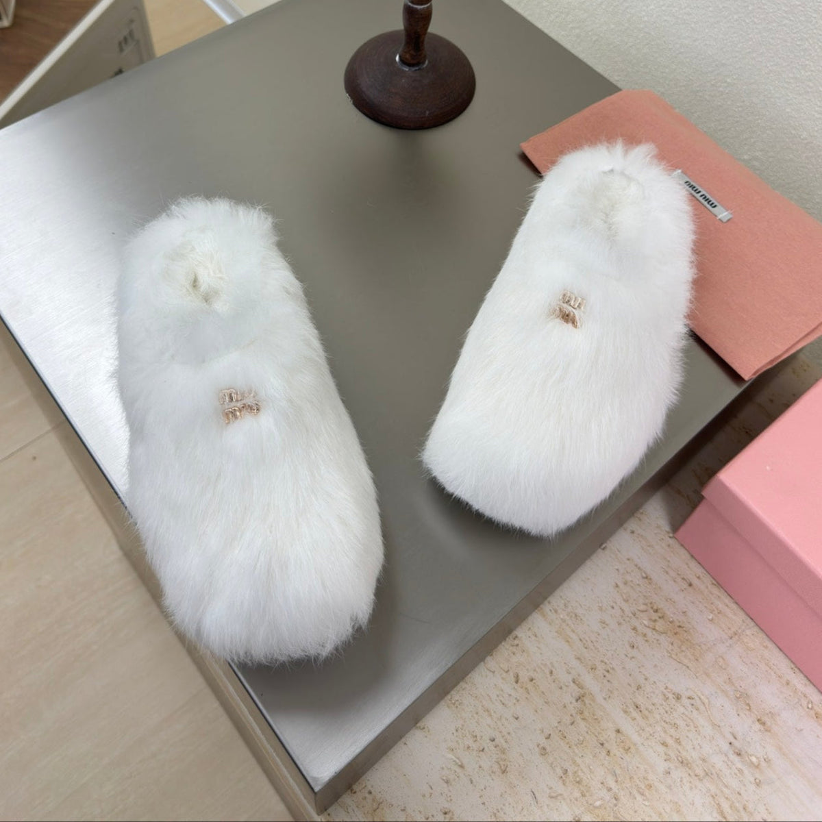 WHITE RABBIT FUR MULES