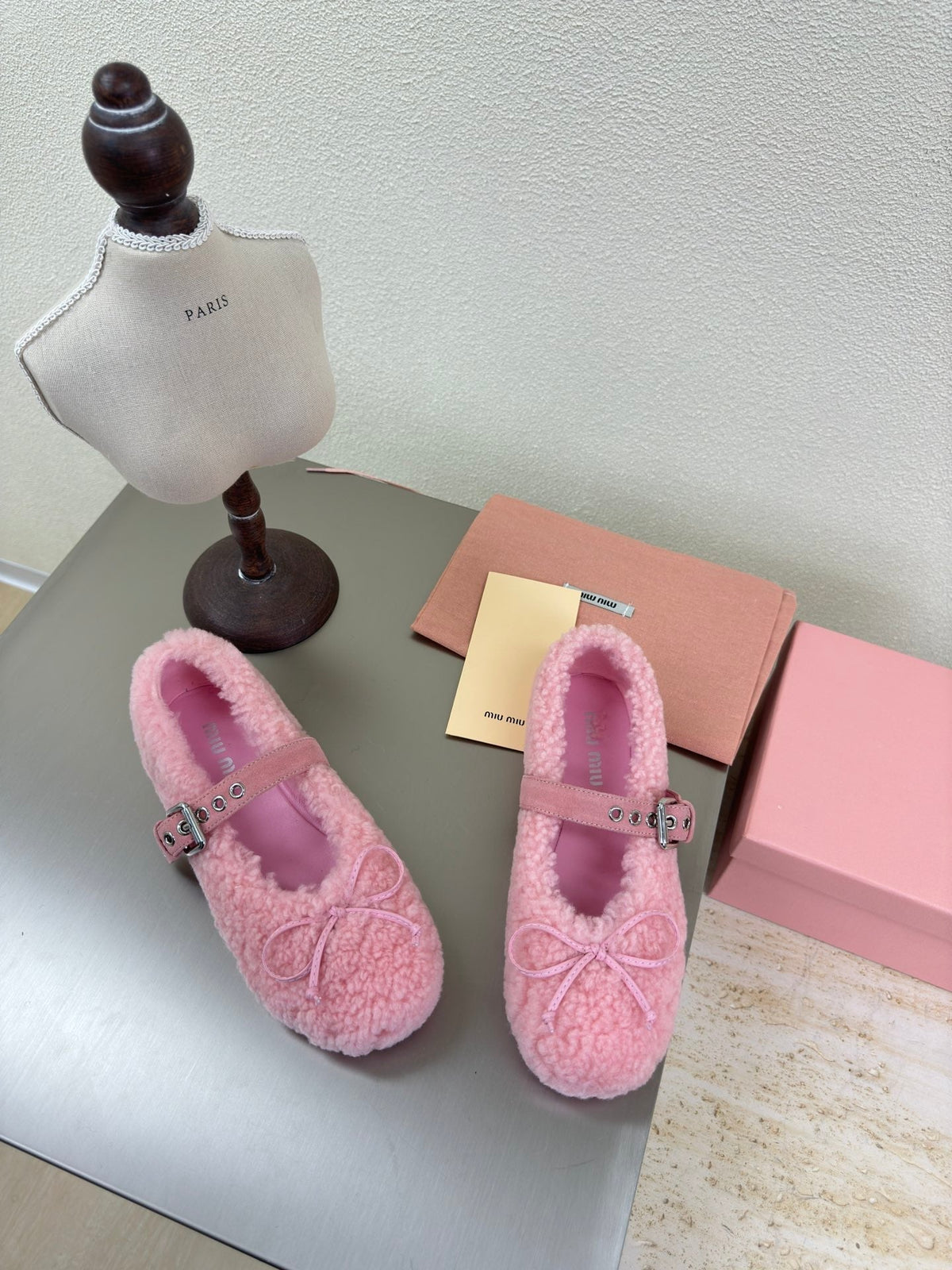 SHEARLING BALLET FLAT PINK WITH SUEDE STRAP