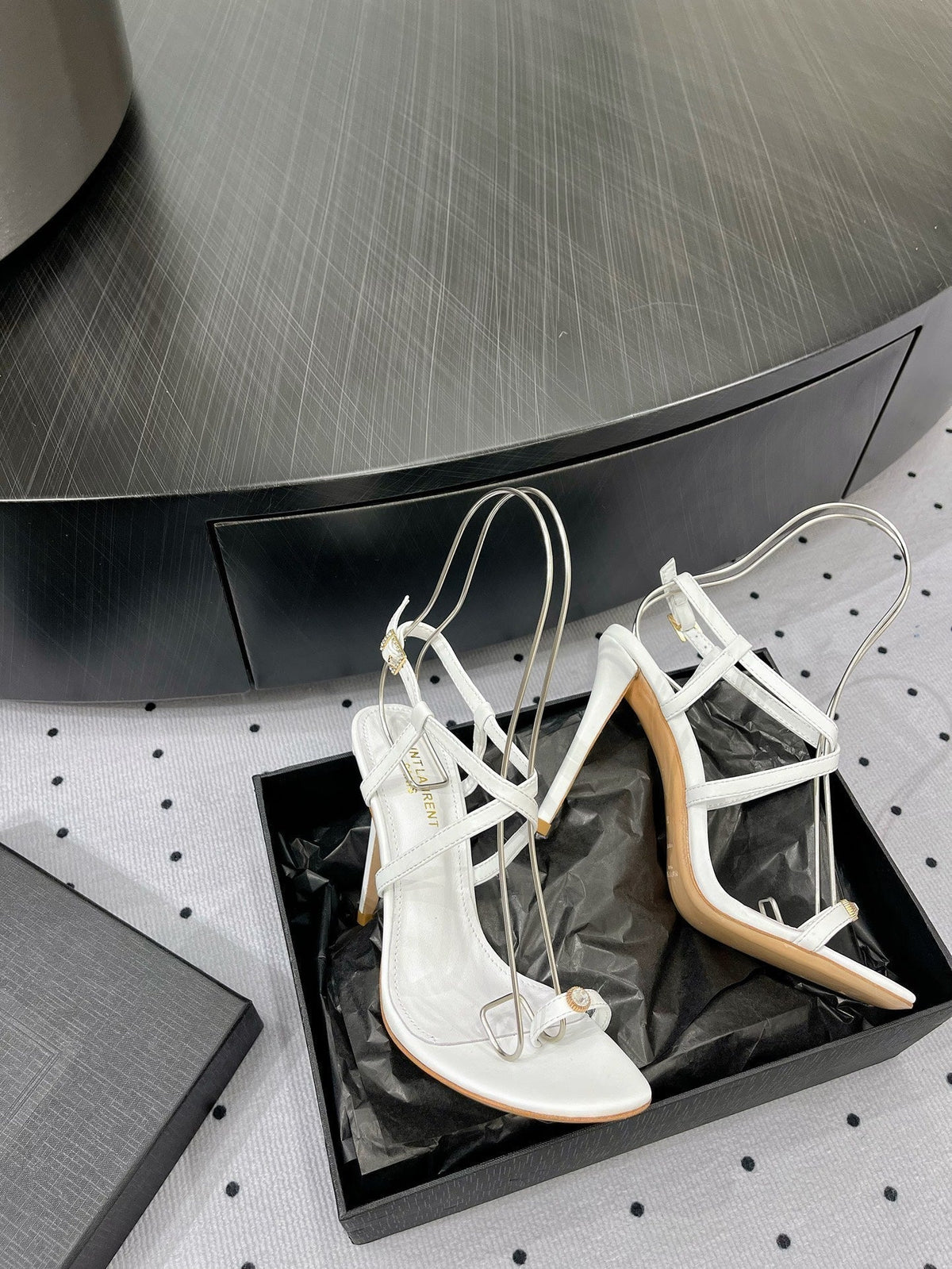 SL LINDEN HEELED SANDALS WHITE CALFSKIN
