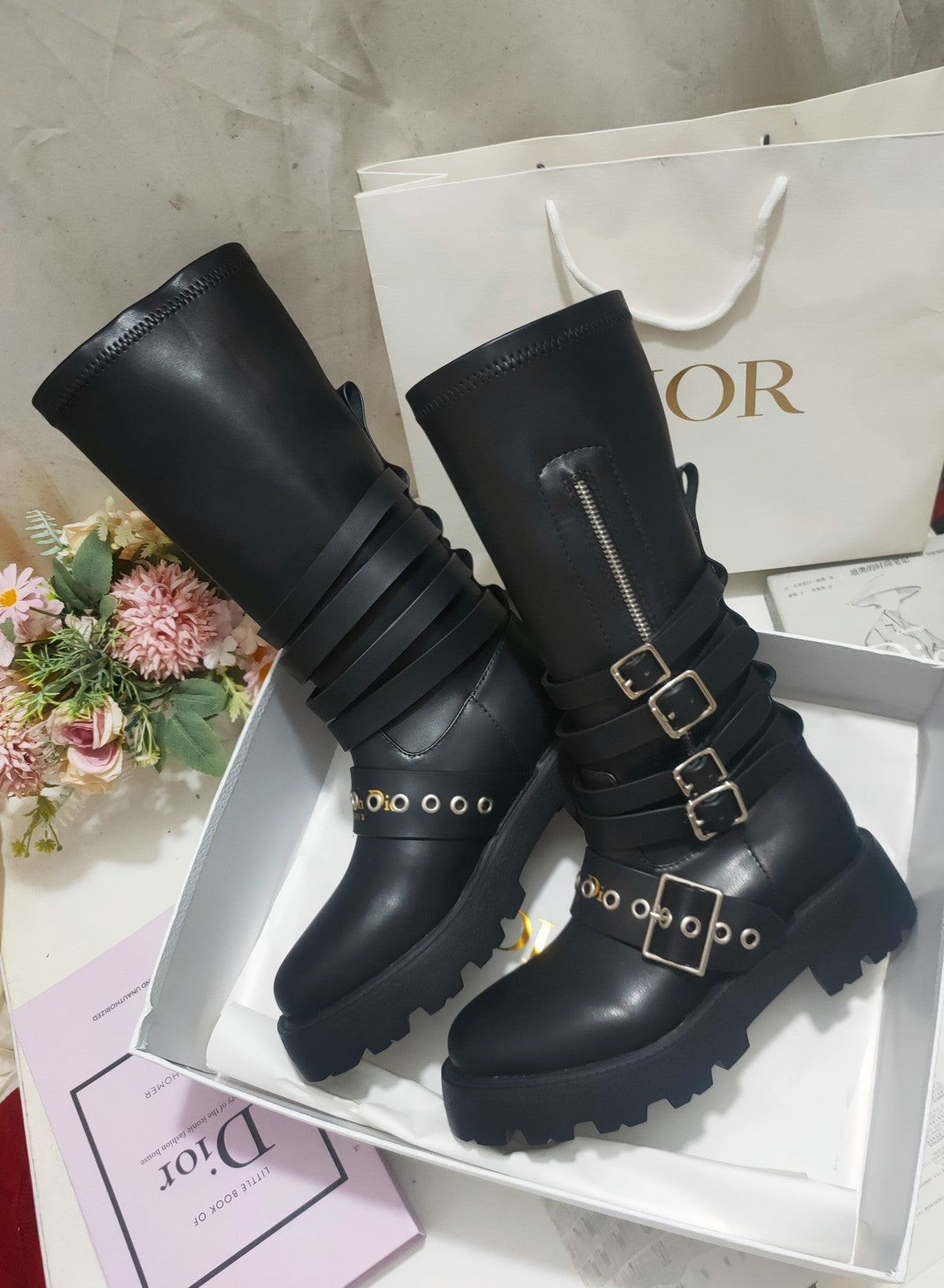 CD ZIPPER BUCKLE BOOTS IN BLACK CALFSKIN