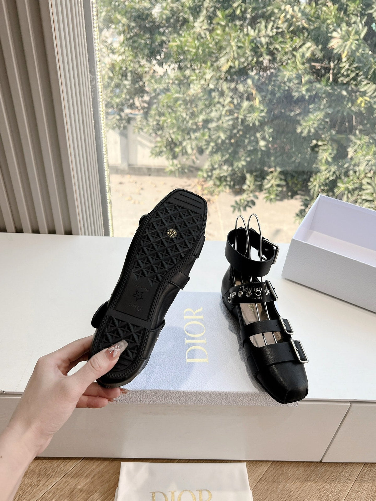 PUNK BALLET FLAT IN BLACK CALFSKIN