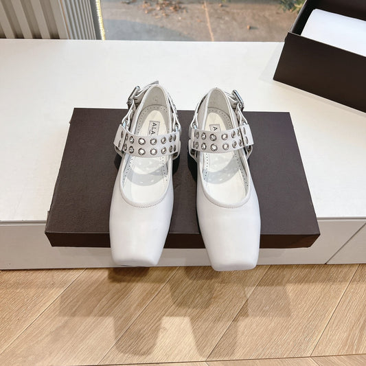 ALAIA 26S FLATS IN WHITE CALFSKIN WITH SILVER STUD STRAP