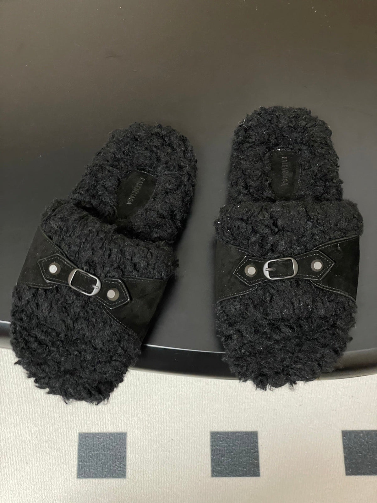 BALENCIAGA 25S SLIPPERS IN BLACK SUEDE AND WOOL