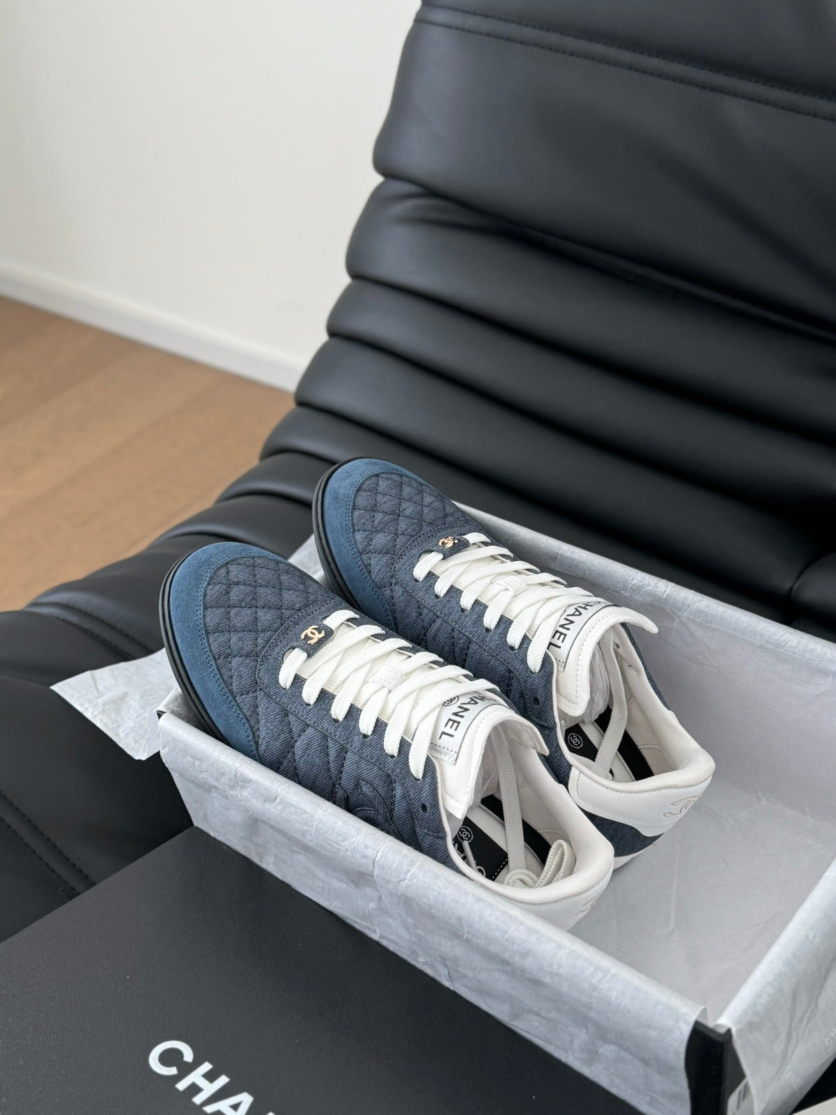 CC SNEAKER IN AEGEAN BLUE MIX WHITE EMBROIDERED LAMBSKIN