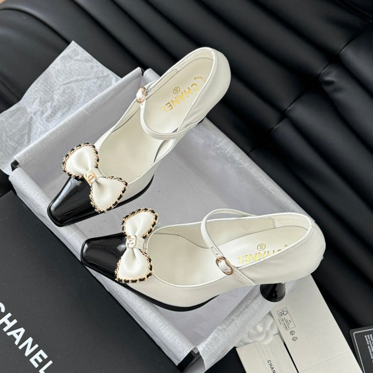 CC POINTED TOE HIGH HEELS IN WHITE MIX BLACK LAMBSKIN GOLD HARDWARE